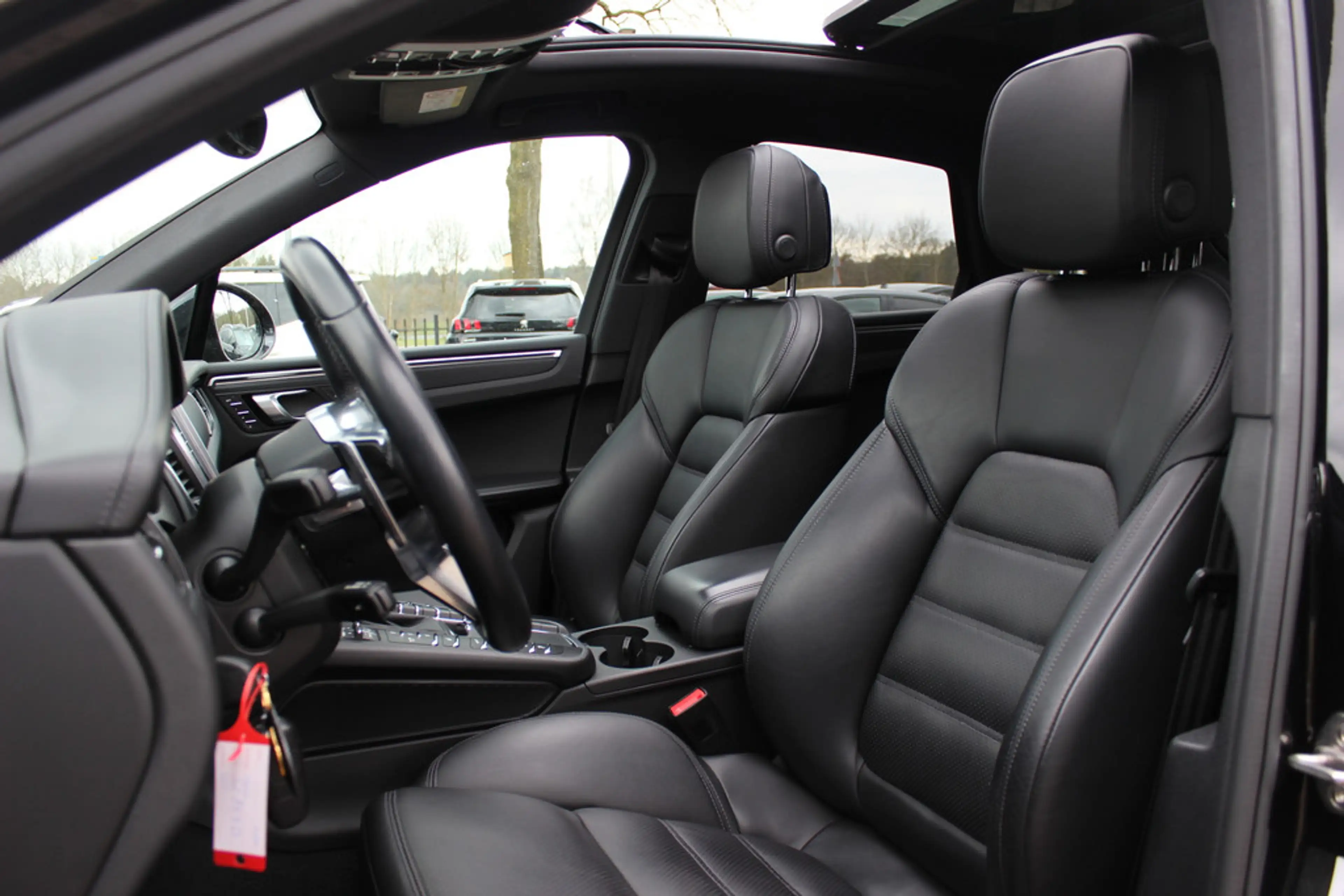 Porsche Macan 2.0 / Panoramadak / Camera / Luchtvering / Sportde — photo 4