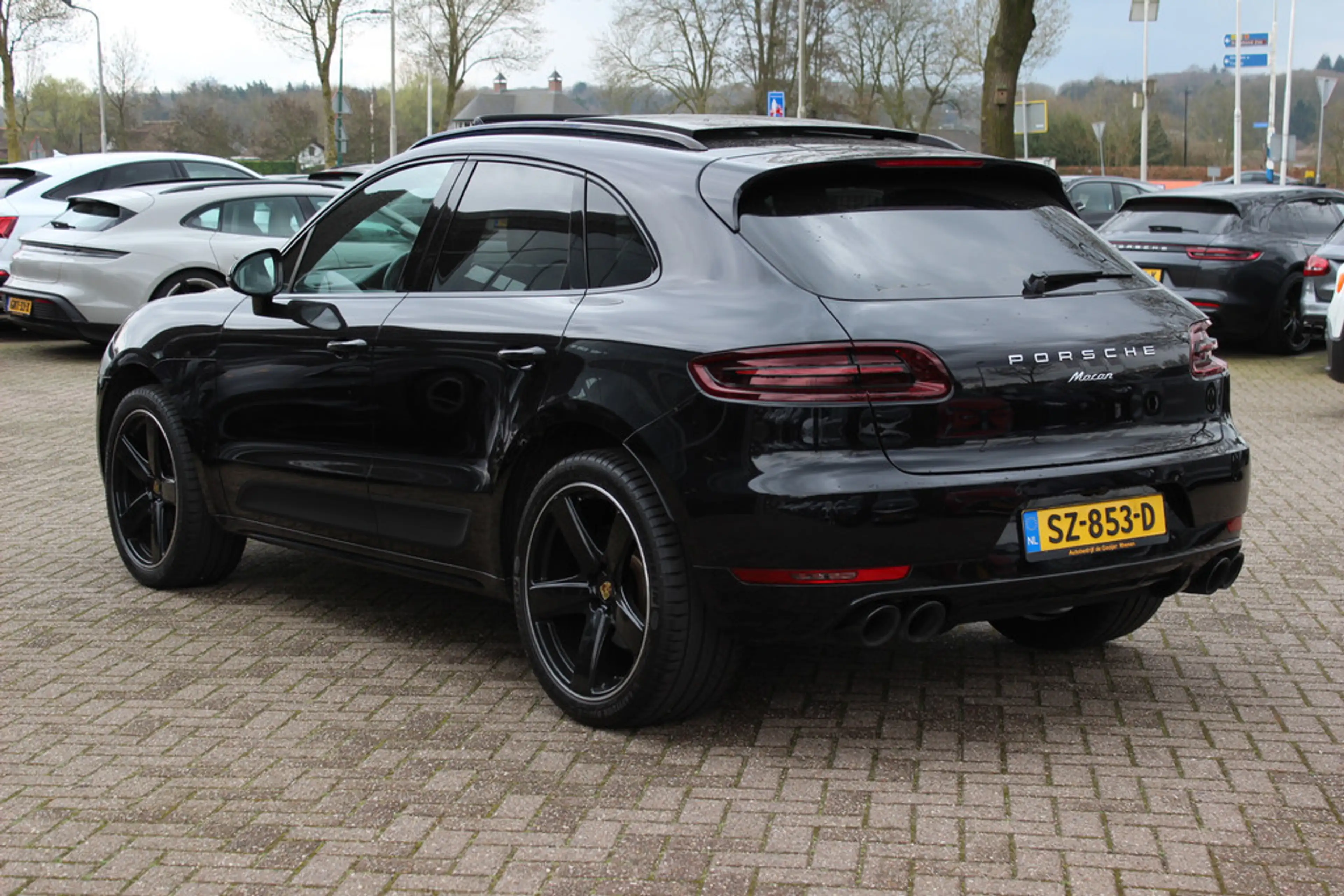 Porsche Macan 2.0 / Panoramadak / Camera / Luchtvering / Sportde — photo 3