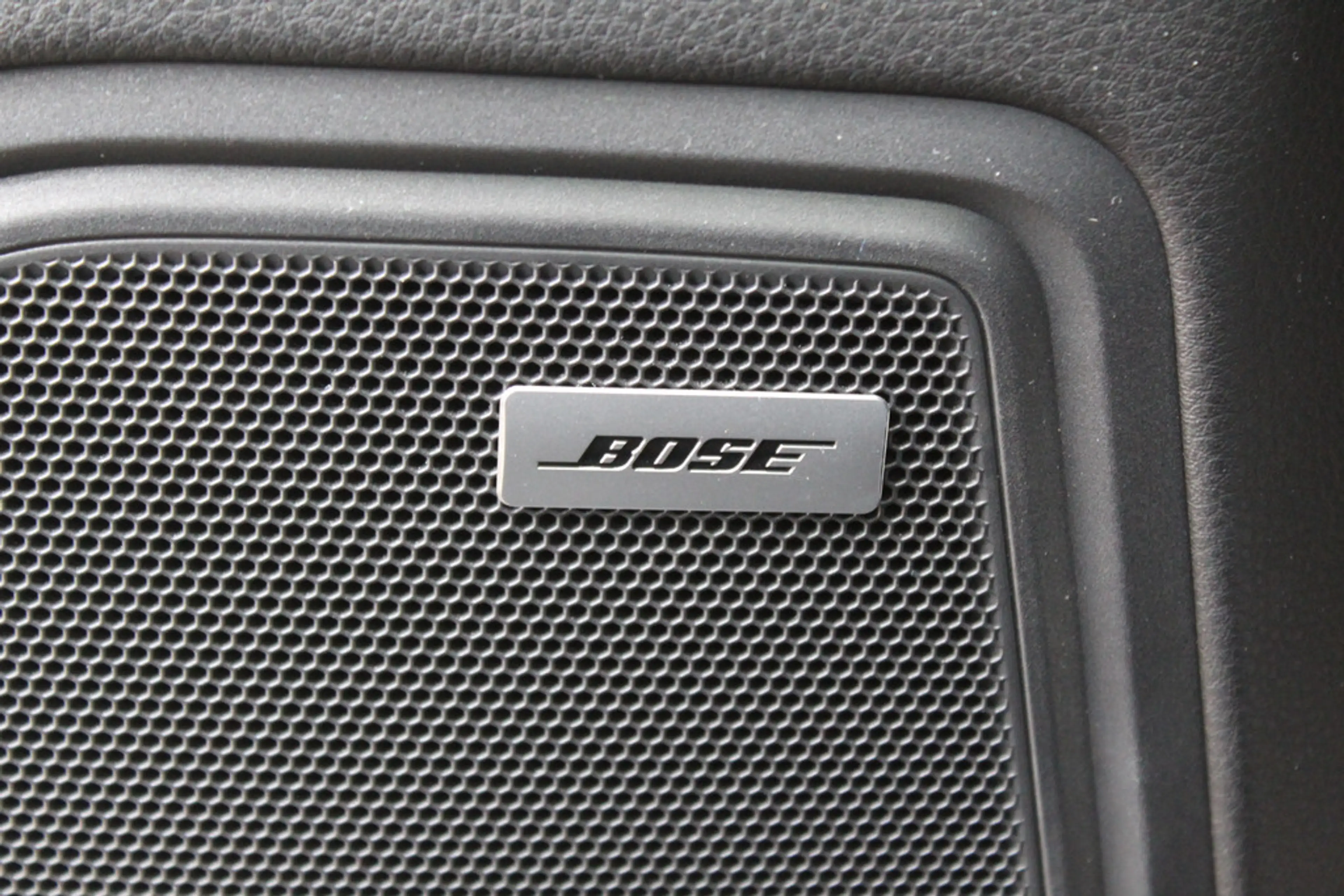 Porsche Macan 2.0 / Panoramadak / Camera / Luchtvering / Sportde — photo 29