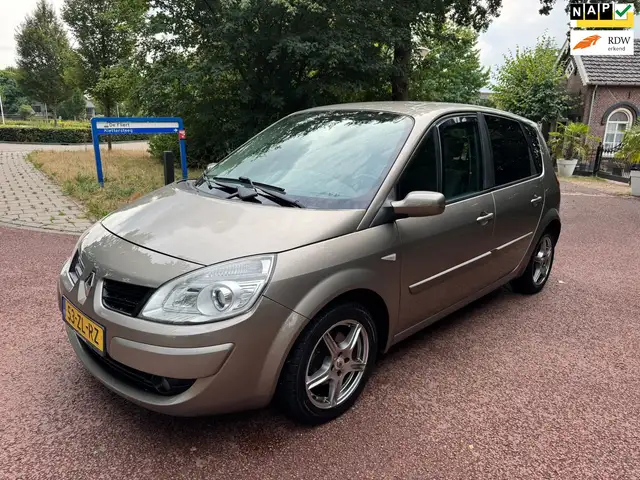 2008 Renault Scenic in Beige for sale