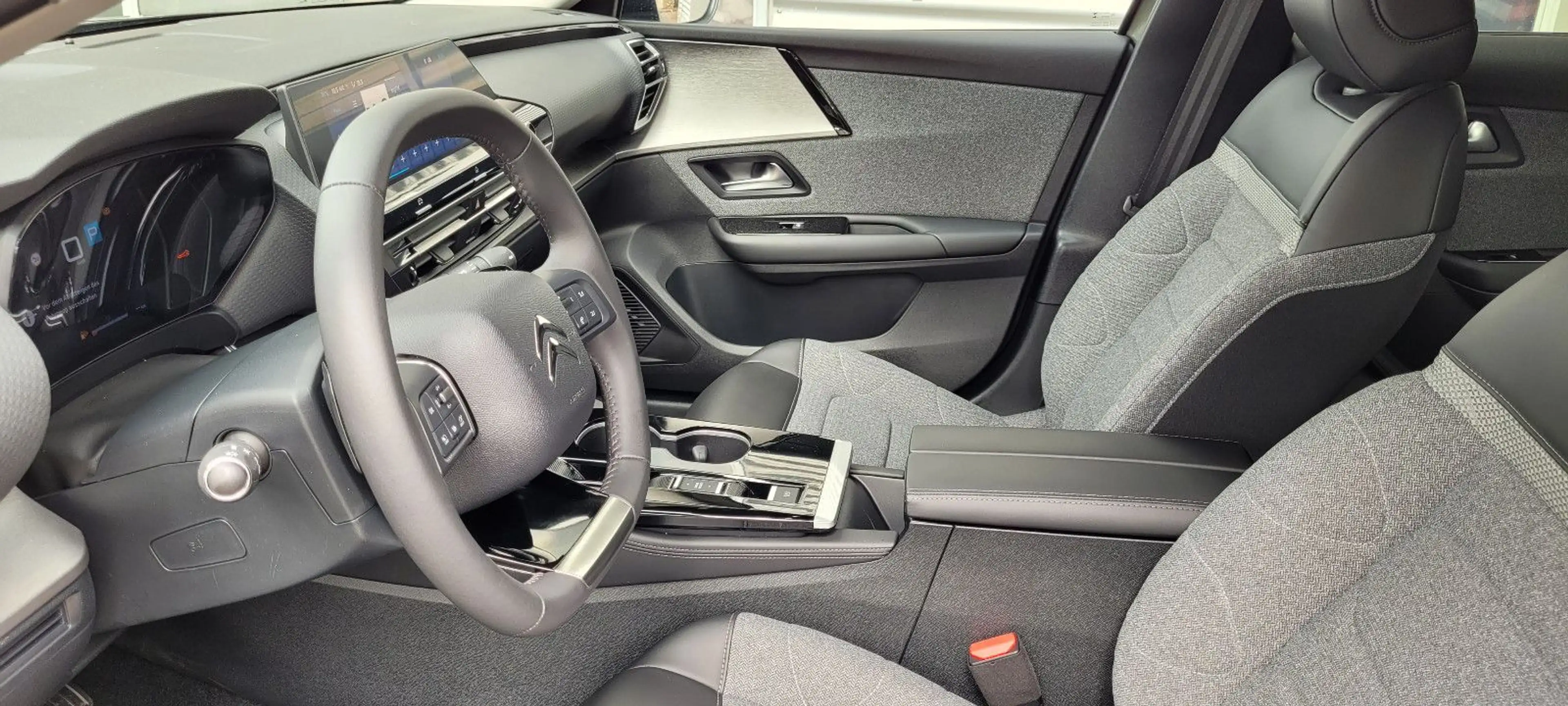 Citroen C5 X YOU PureTech 130 S&S EAT8 — photo 8