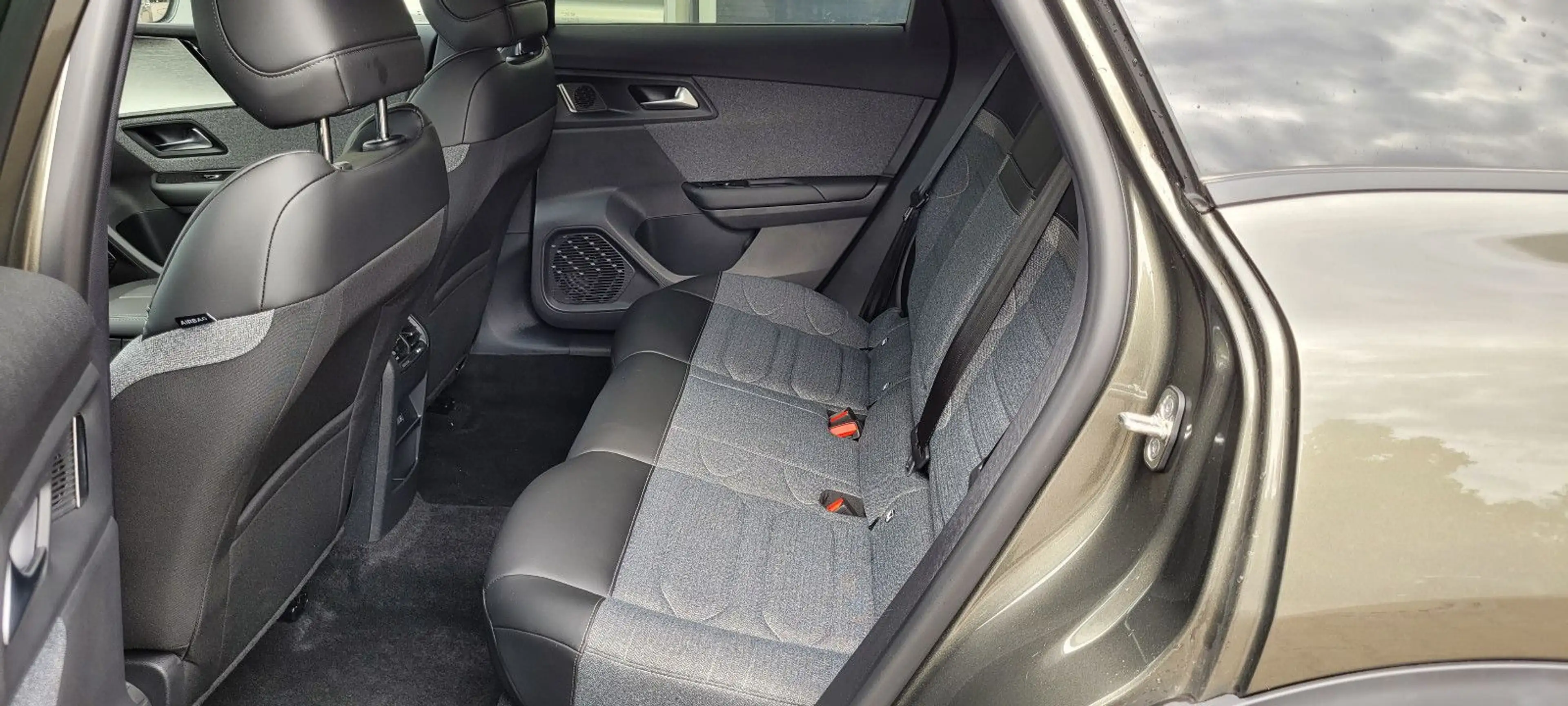 Citroen C5 X YOU PureTech 130 S&S EAT8 — photo 6