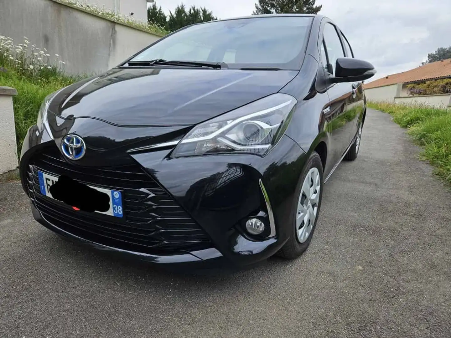 Toyota Yaris Yaris 100 VVT-i Lounge Touch Noir - 1