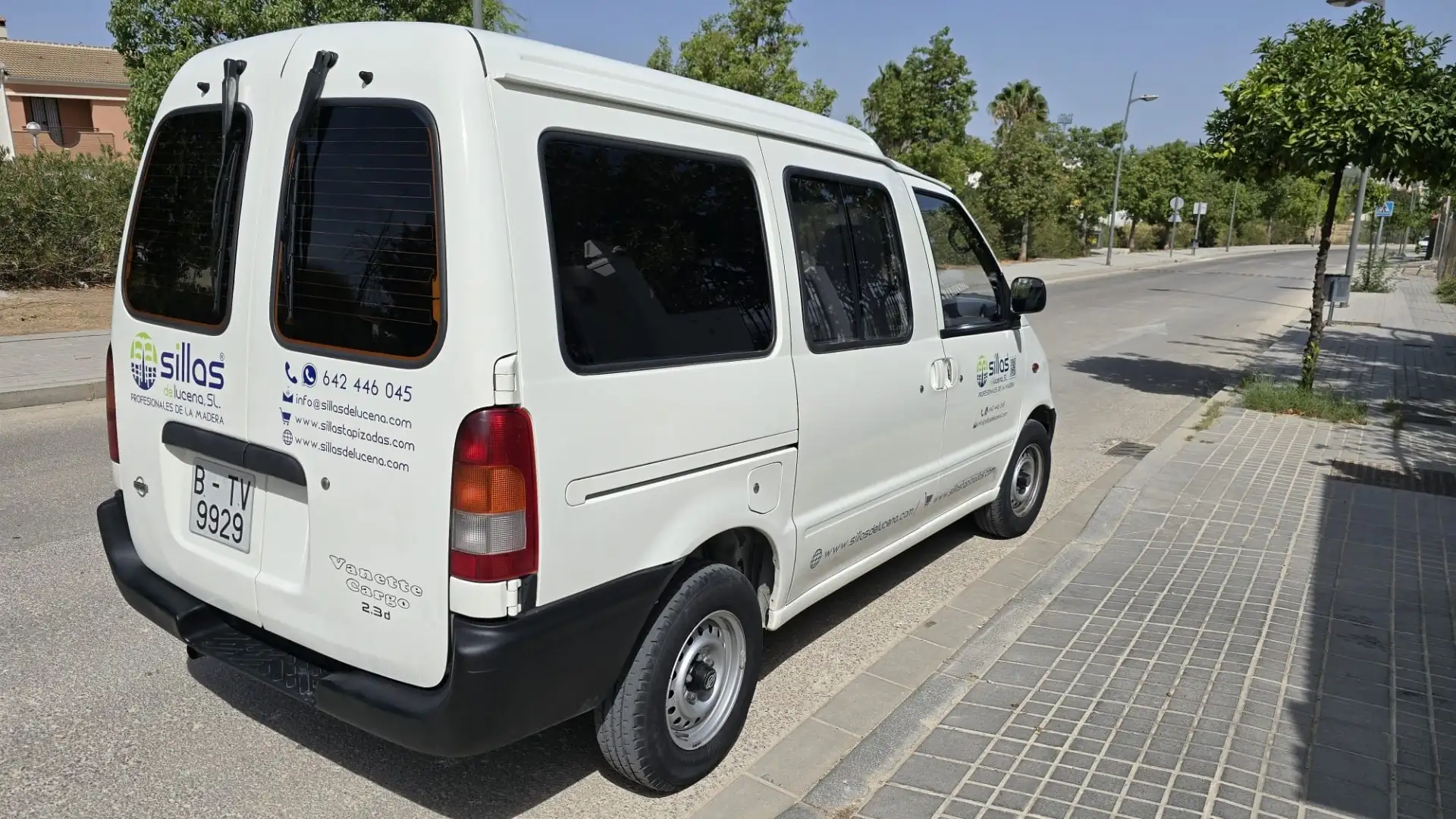Nissan Vanette CargoCombi 5 2.3 D D.A - 1