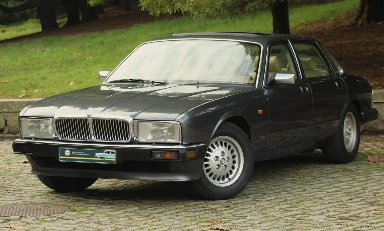 Jaguar XJ40 Sovereign 3.2, foto 5
