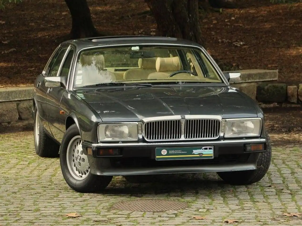 Jaguar XJ40 Sovereign 3.2, foto 6