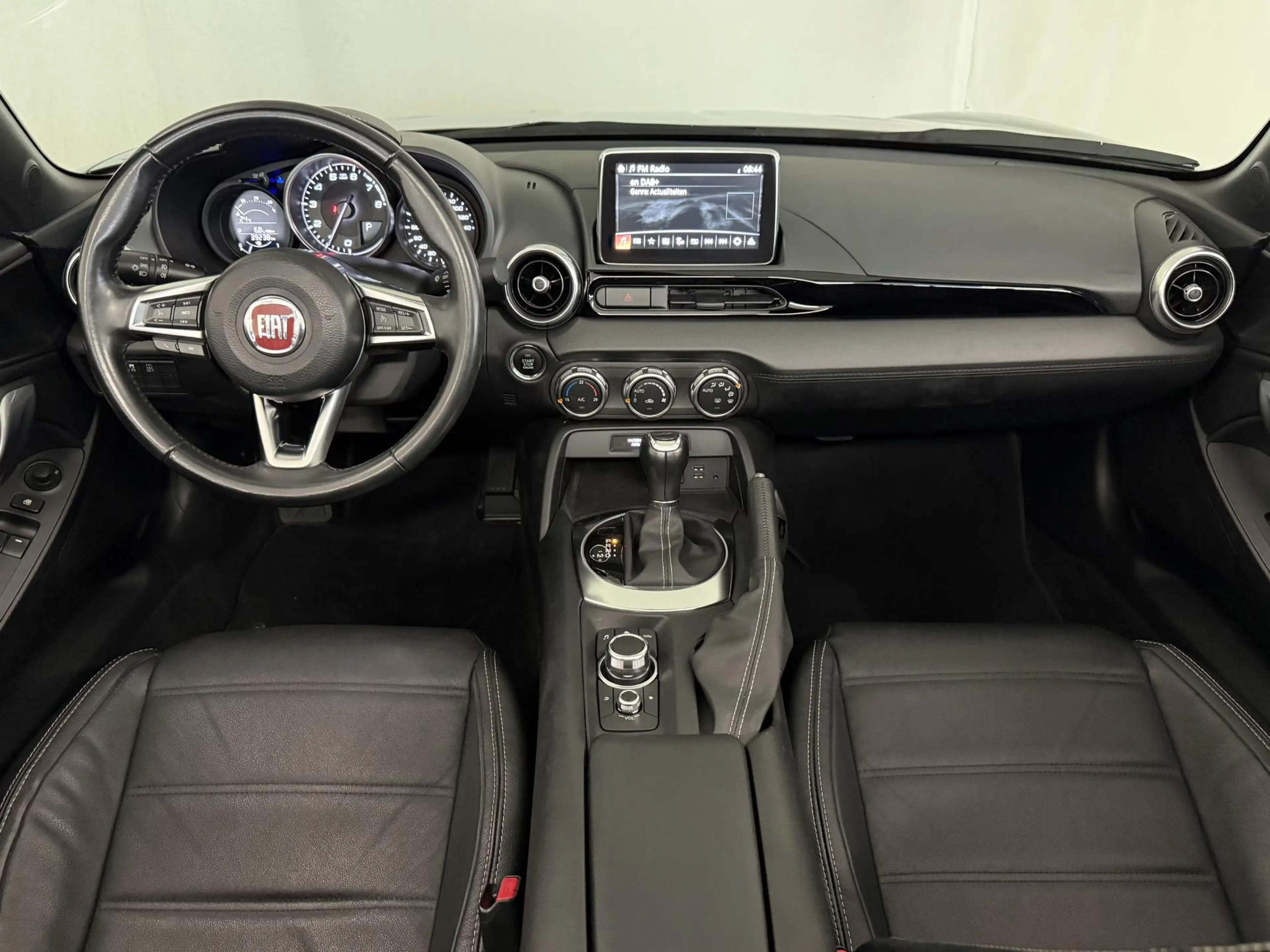 Fiat 124 Spider 1.4 MultiAir Turbo Lusso | Airco | Navigatie | Cru — photo 5