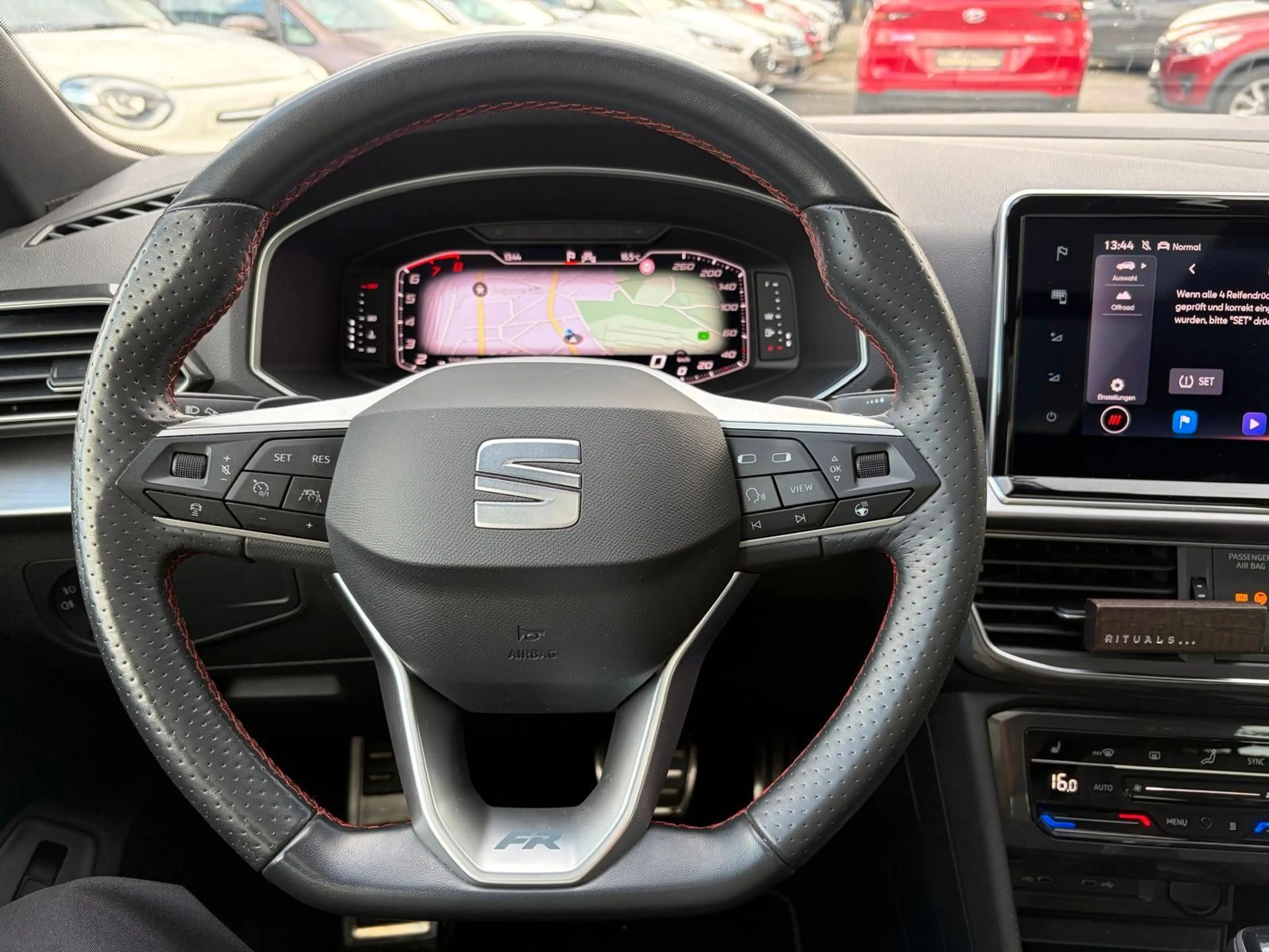 SEAT Tarraco FR 4Drive /Pano/Standheizung/AHK/ — photo 10