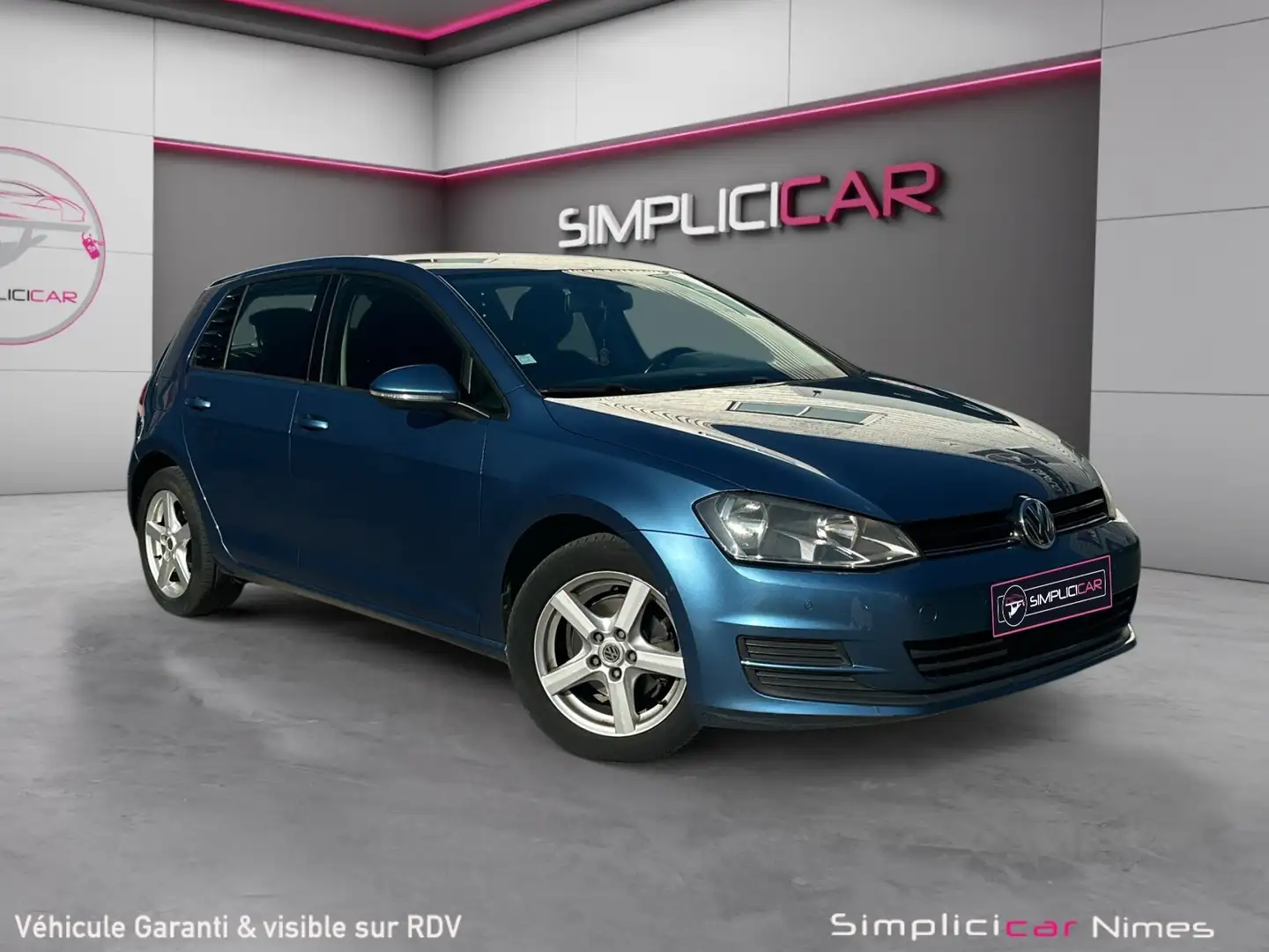 Volkswagen Golf Golf 1.2 TSI 105 BlueMotion Technology Trendline Bleu - 1