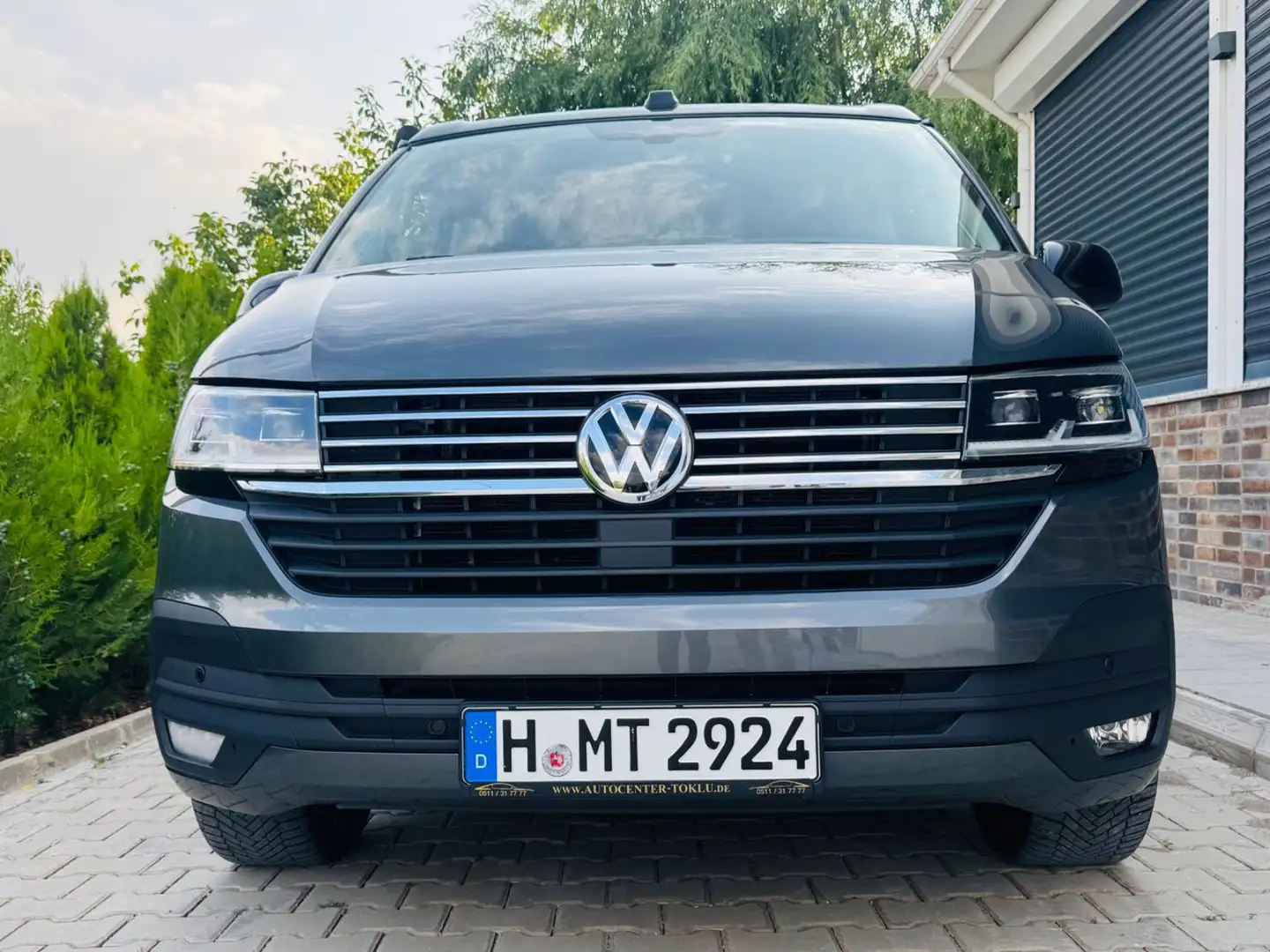 Volkswagen T6 California 2.0TDI EDITION 4M STHZ AHK LED Grigio - 2