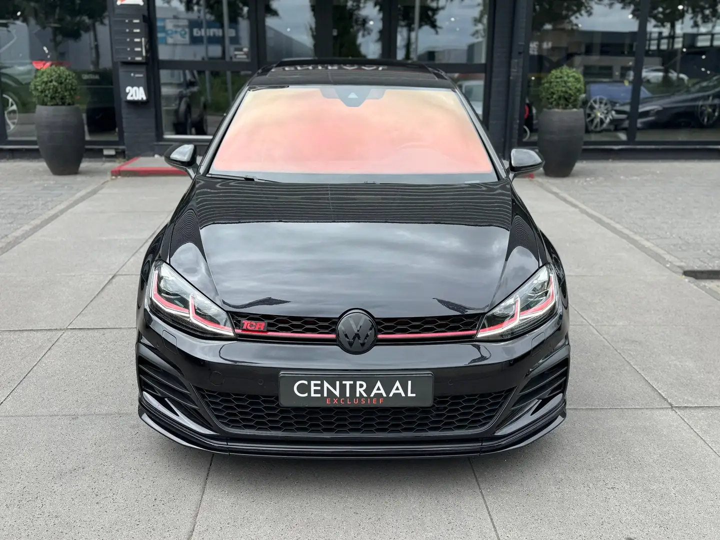 Volkswagen Golf GTI TCR 2.0 TSI 300PK|Pano|Akrapovic|Dynaudio|Leder|AC Zwart - 2