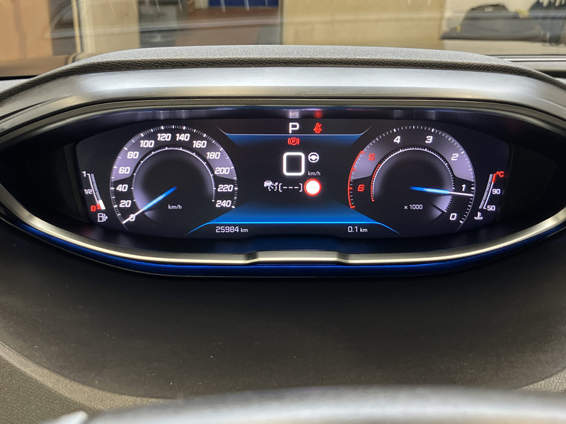 Peugeot 5008 1.5 BlueHDi 130 GT ACC+LED+Navi+Panorama+SHZ — photo 10