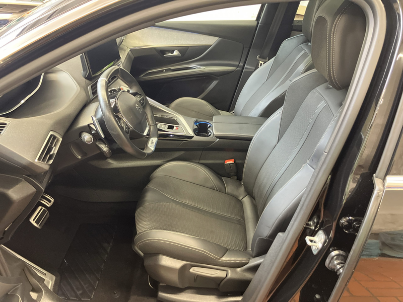 Peugeot 5008 1.5 BlueHDi 130 GT ACC+LED+Navi+Panorama+SHZ — photo 7