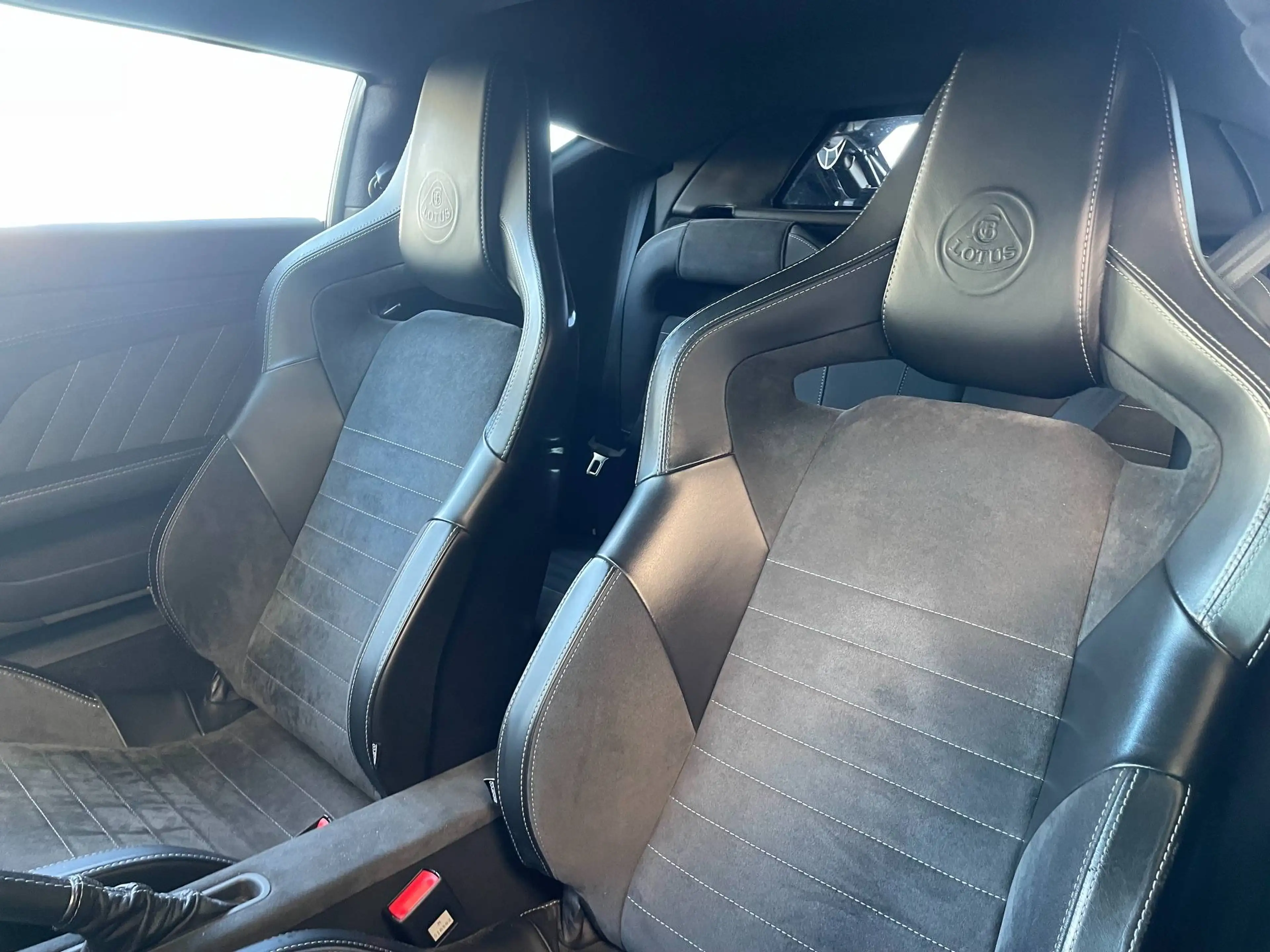 Lotus Evora Evora 400 3.5i V6 2 2 — photo 10