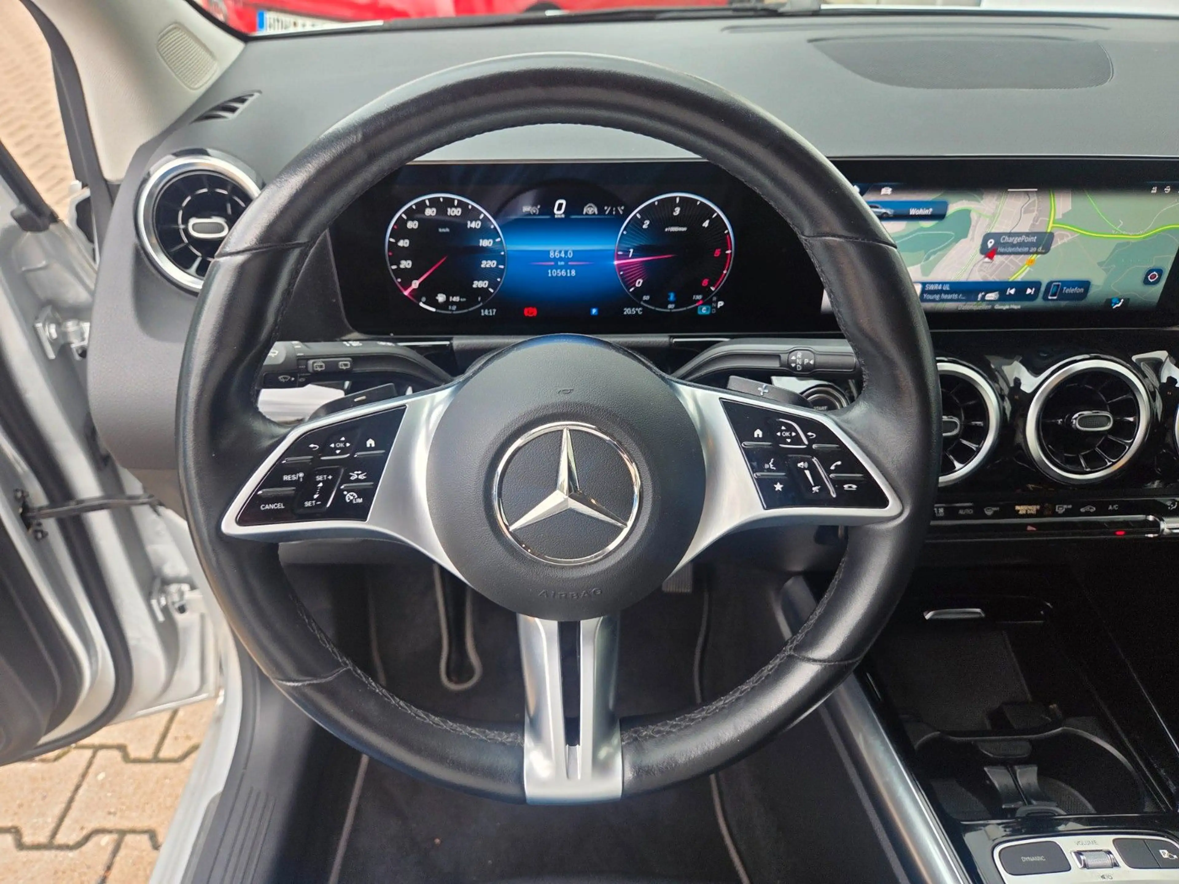 Mercedes-Benz B 200 d Autom./1.HD/MWST/S-HEFT/NAVI/CAM/AHK/LED — photo 8