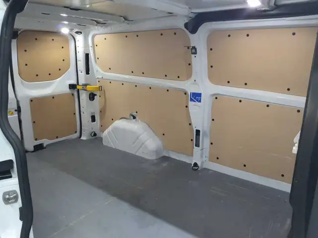 Ford Transit view 10