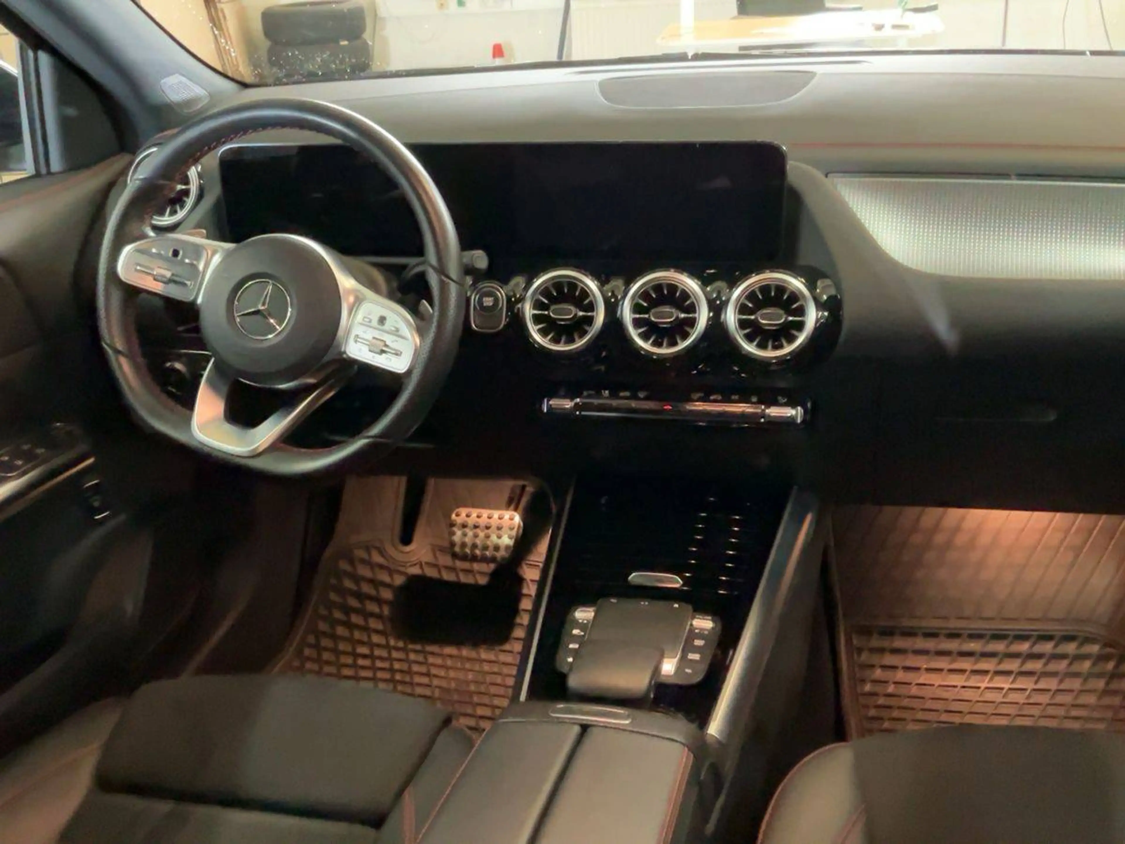 Mercedes-Benz EQA 250 EQA 250 (243.701) — photo 11