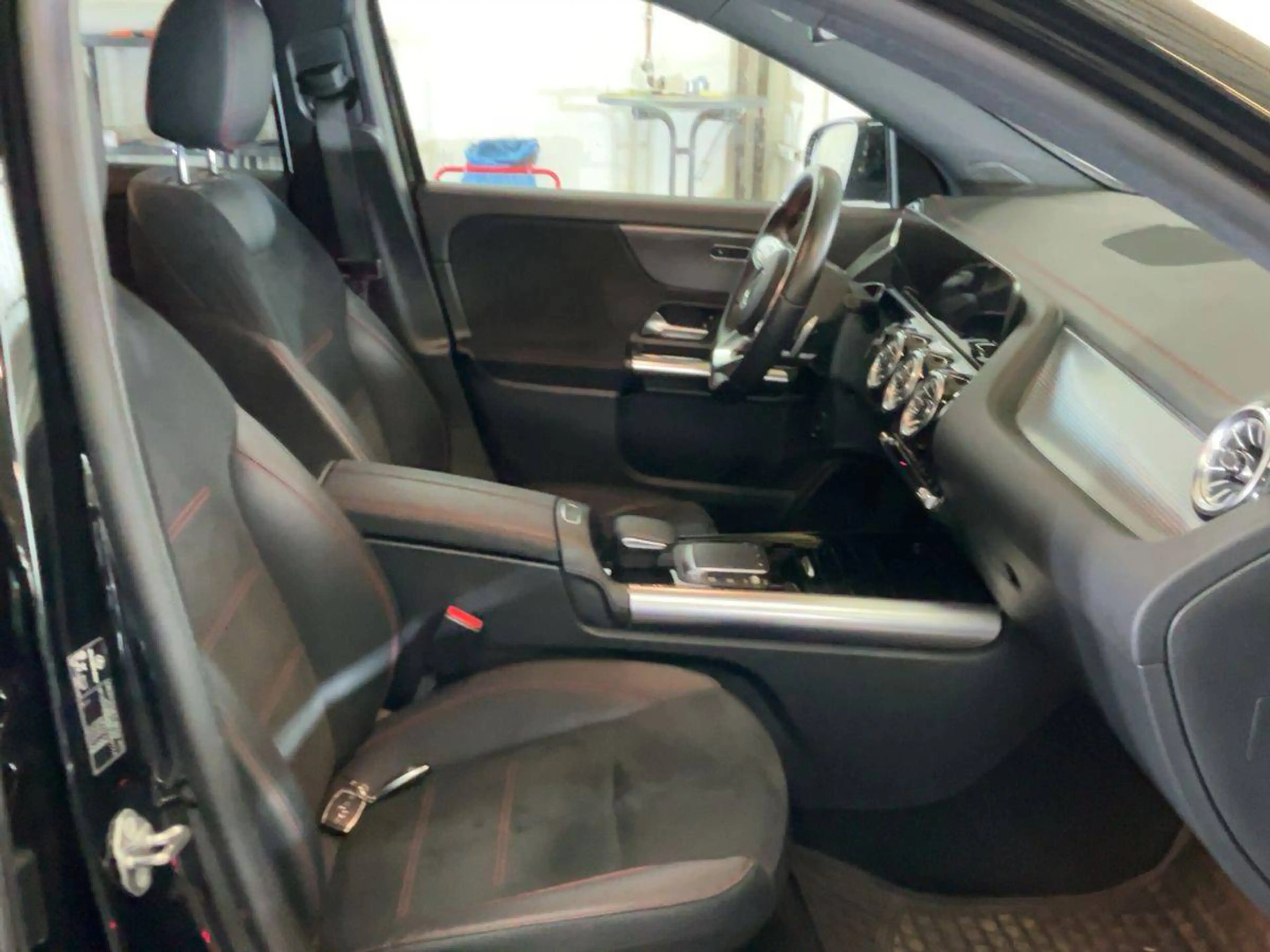 Mercedes-Benz EQA 250 EQA 250 (243.701) — photo 12