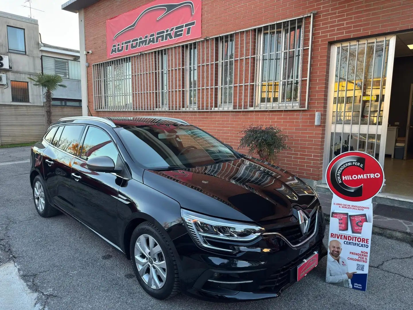 Renault Megane Sporter 1.5 blue dci Duel 115cv Nero - 1