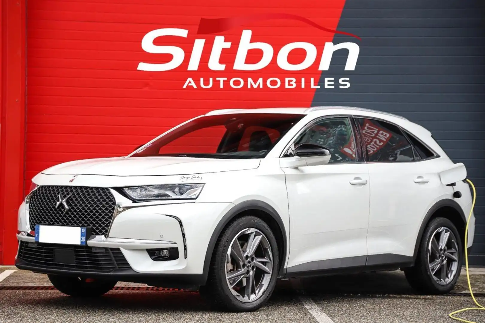 DS Automobiles DS 7 Crossback E-Tense 300 4x4 Business CAMERA GPS Blanc - 1