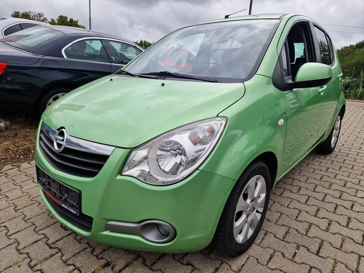 Opel Agila Edition Grün - 1