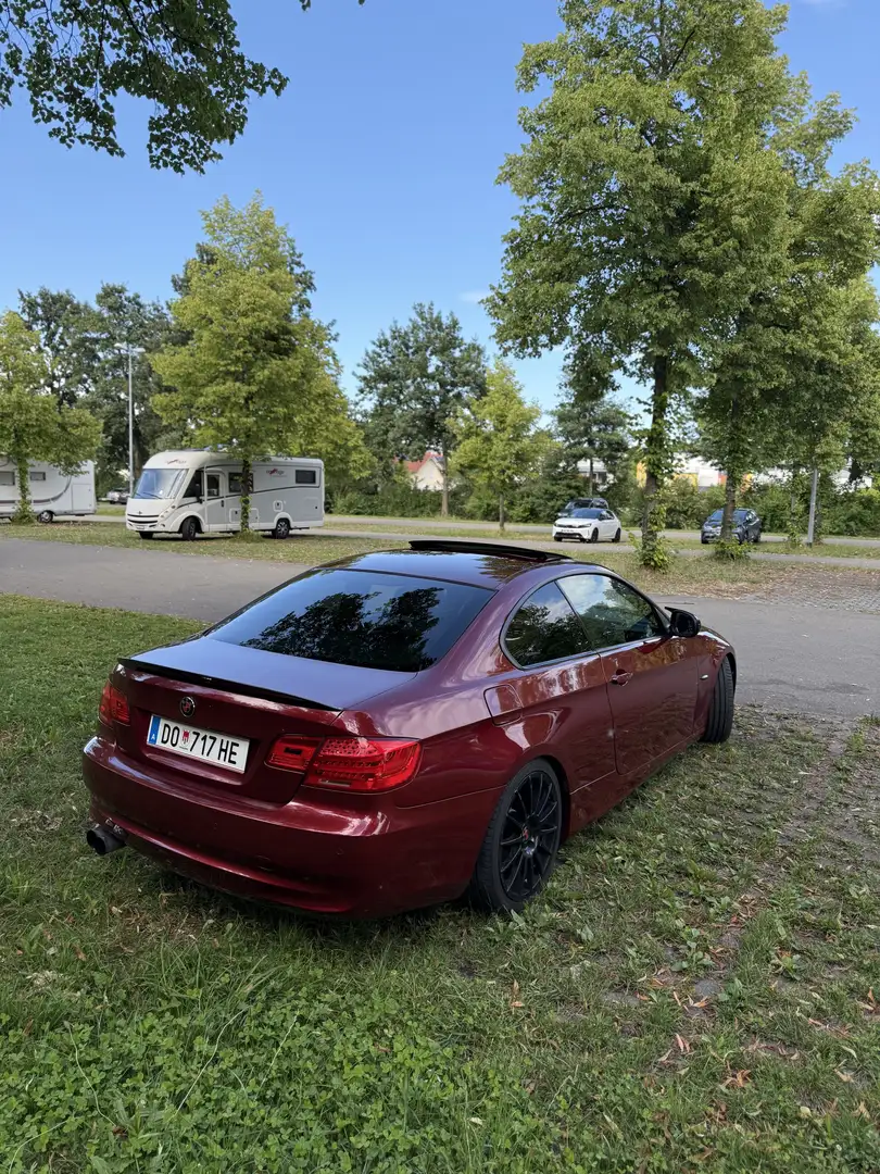 BMW 320 320i Coupé Österreich-Paket Red - 2