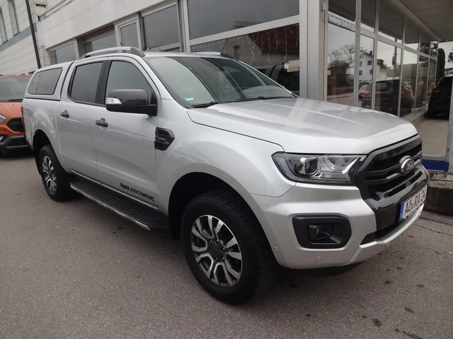 Ford Ranger Doppelkabine 4x4 Wildtrak Silber - 2