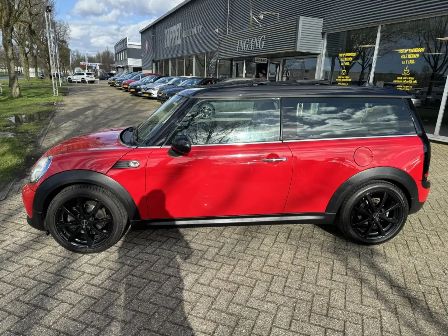 MINI One Clubman Mini 1.6 Business Line/ RED HOT! incl. Navi/ Airco Red - 2