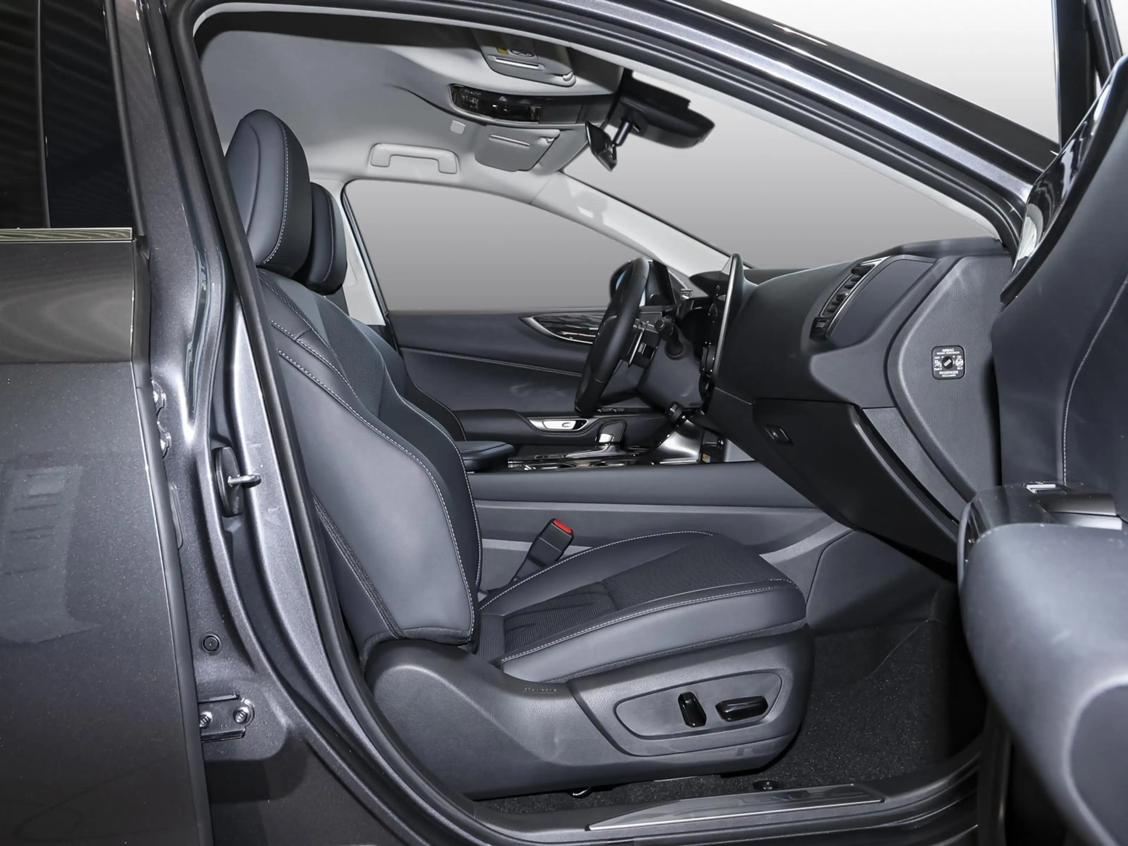 Lexus NX 450h+ + E-FOUR 4x4 LEDER SHZ PDC LHZ BT NAVI — photo 6