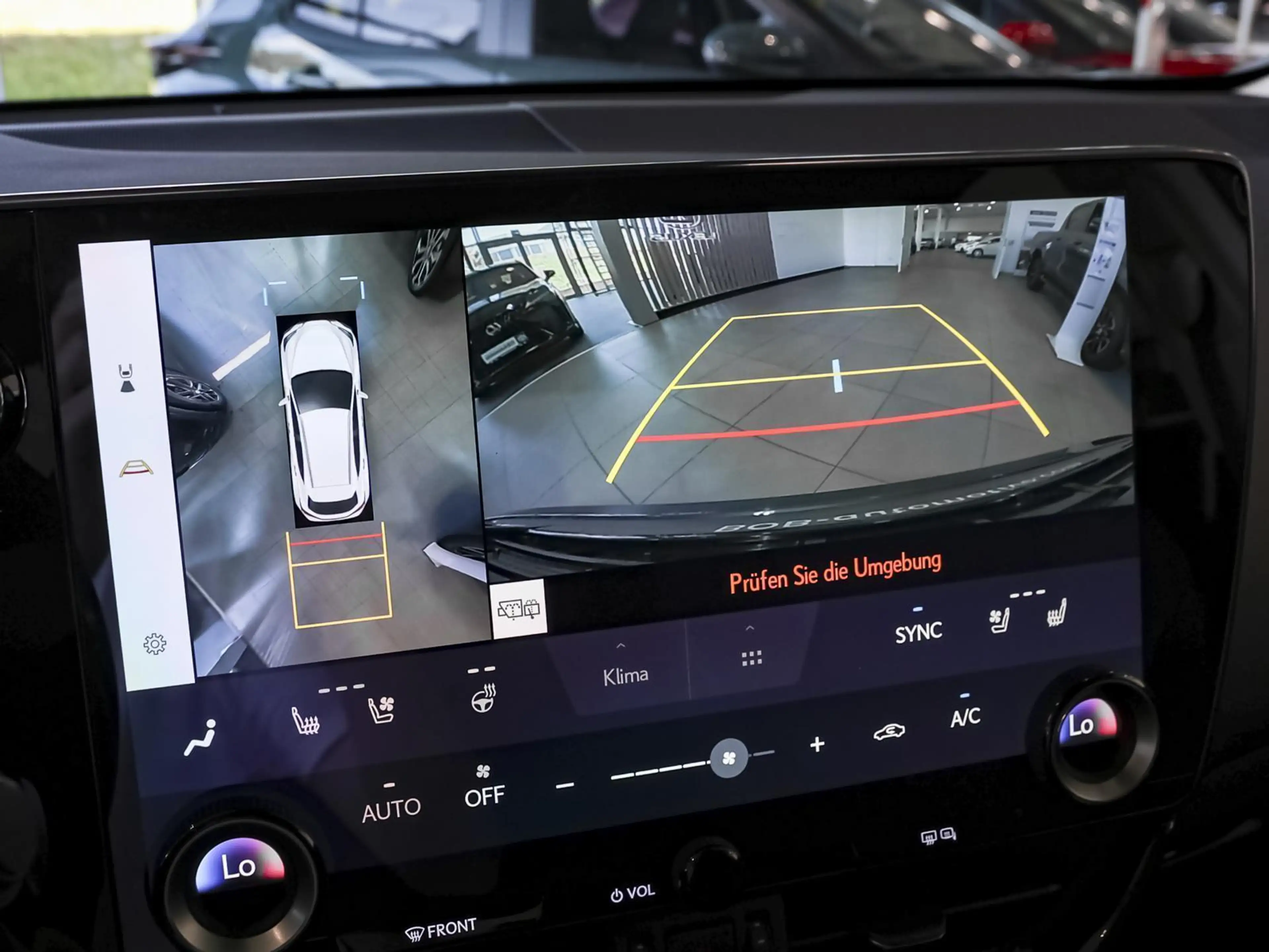 Lexus NX 450h+ + E-FOUR 4x4 LEDER SHZ PDC LHZ BT NAVI — photo 15