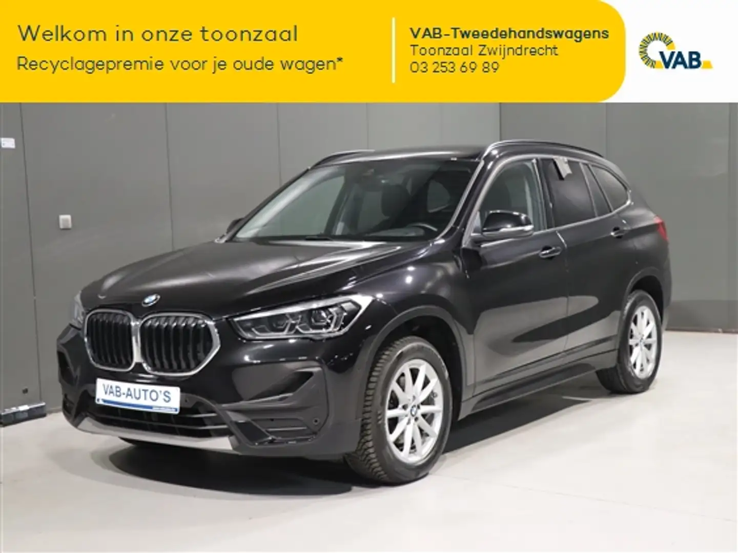 BMW X1 sdrive 18i Schwarz - 1