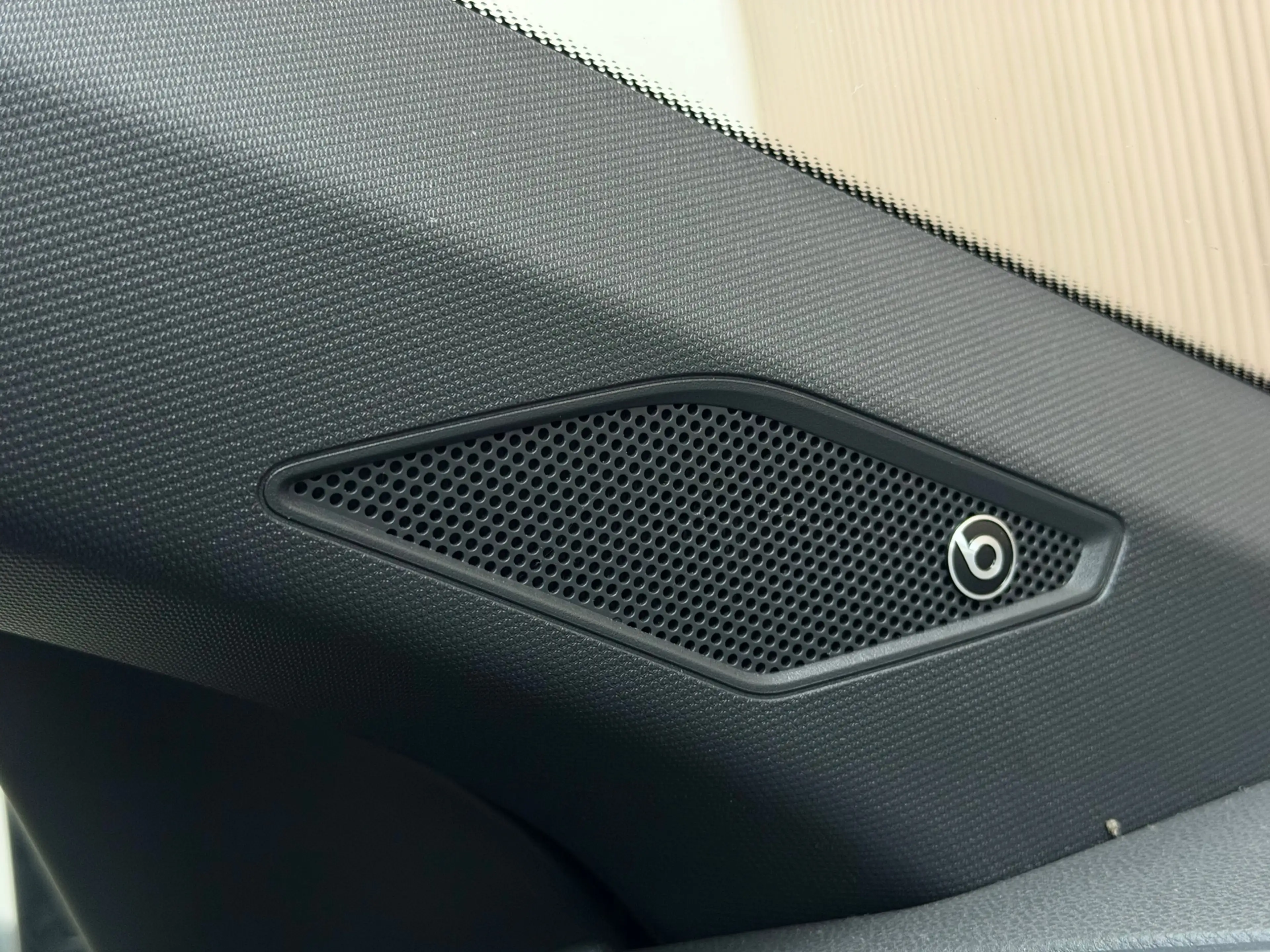 Volkswagen Polo GTI 2.0 TSI 2018 DSG PANO LED VIRTUAL CAMERA — photo 38