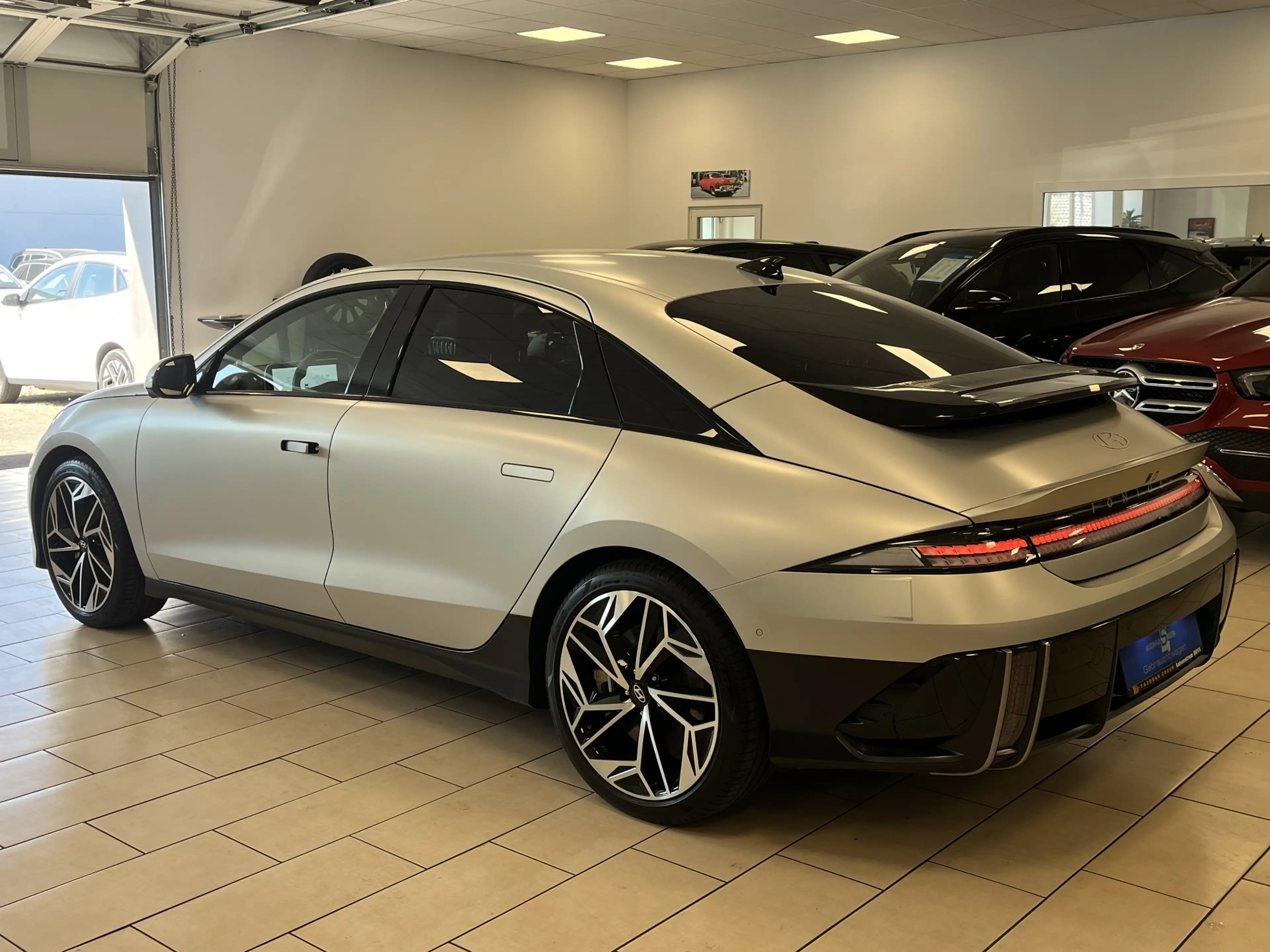 Hyundai IONIQ 6 Uniq Elektro AWD*HUD*BOSE*Leder*Navi*ACC — photo 6