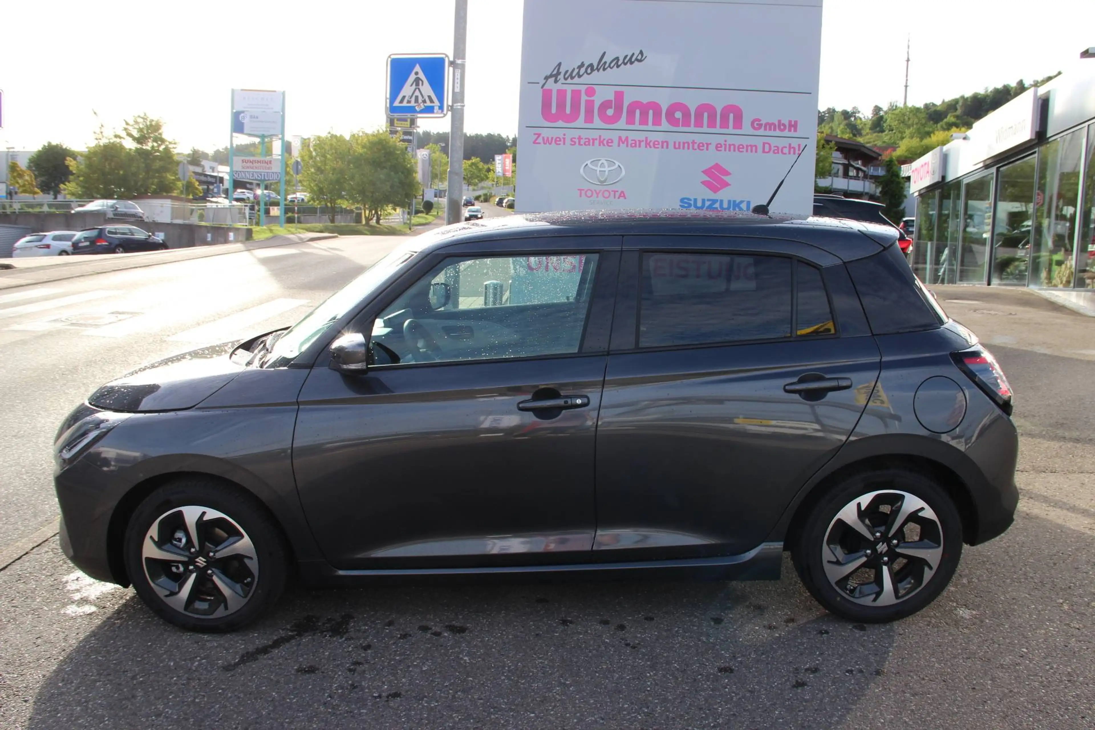 Suzuki Swift 1.2 Hybrid Comfort+ CVT Navi Kamera Sitzheizung — photo 3