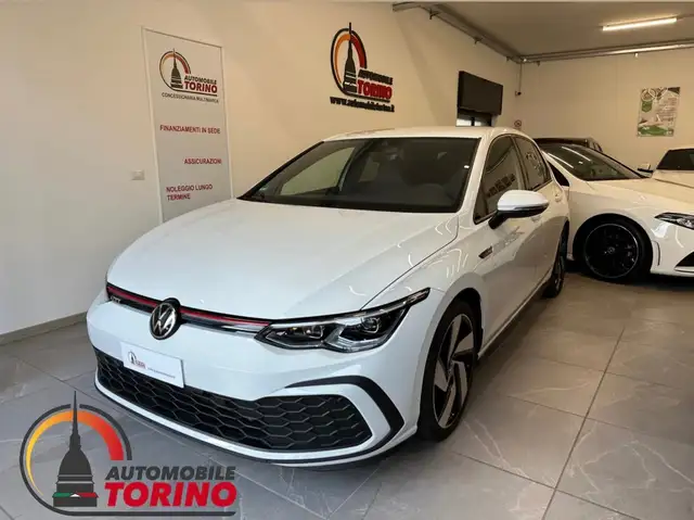 Volkswagen Golf main image