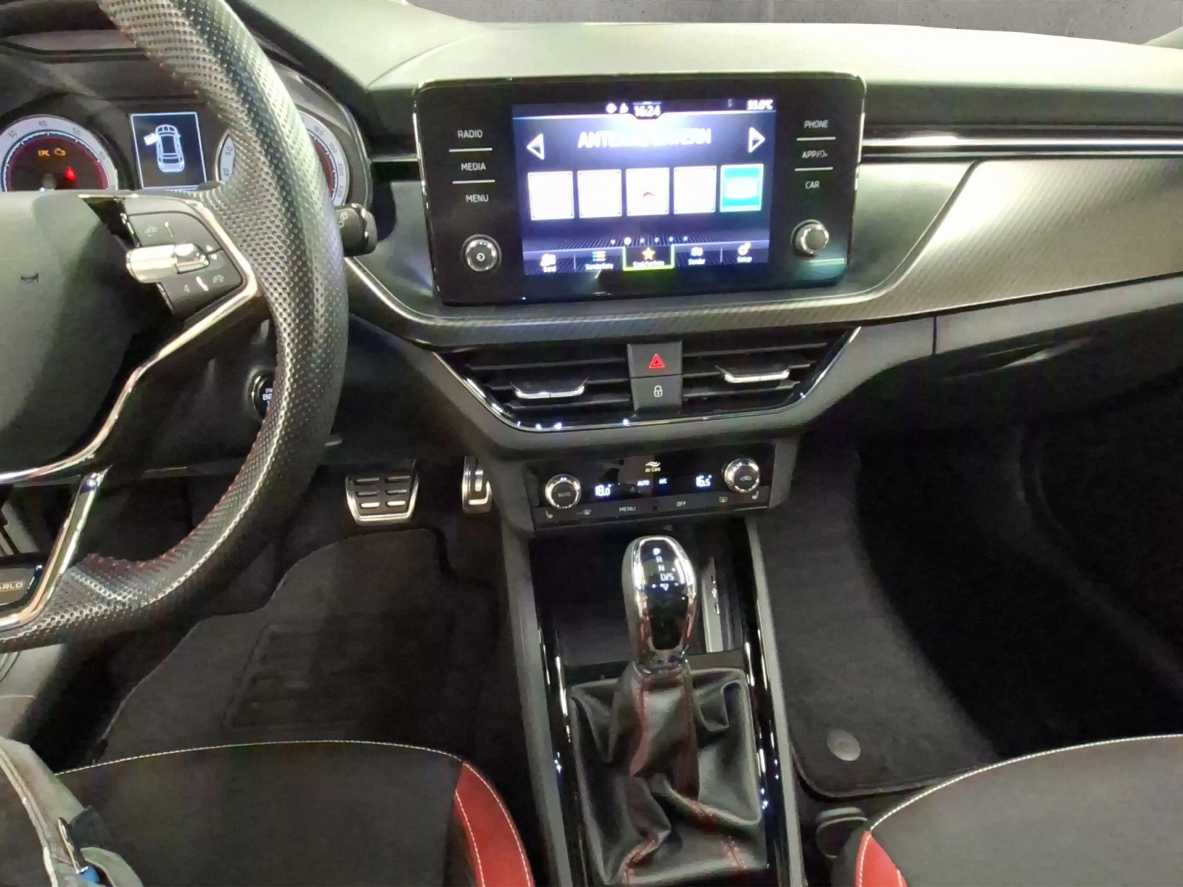 Skoda Kamiq Monte Carlo — photo 13