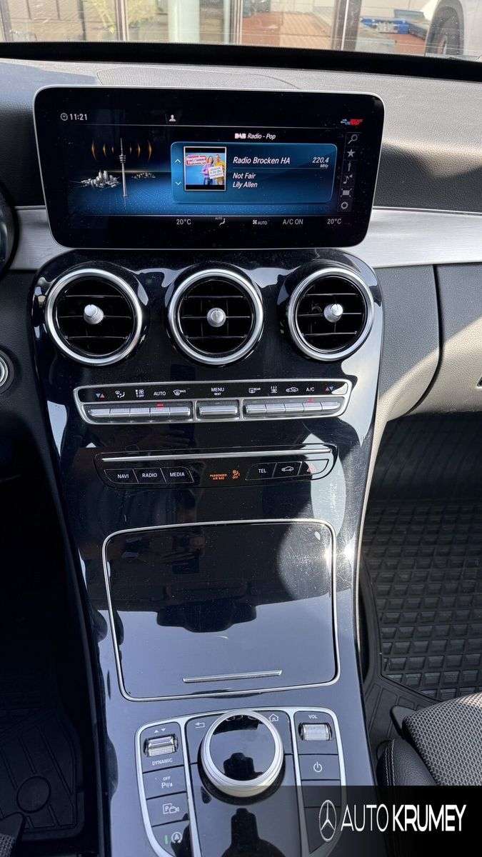 Mercedes-Benz C 220