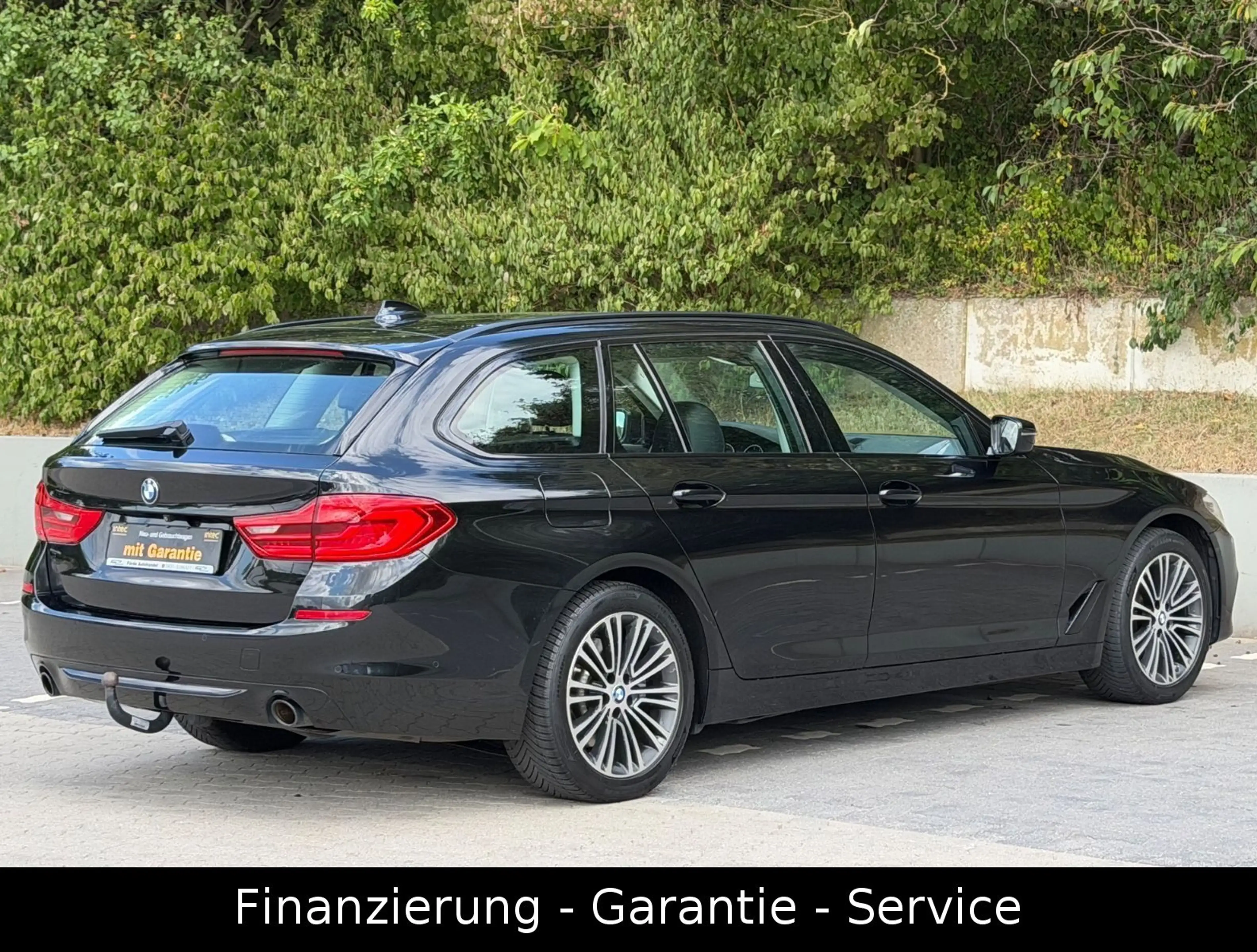 BMW 520 d Touring Sport Line/LED/AHK/NAVI/LEDER/CARPL — photo 5
