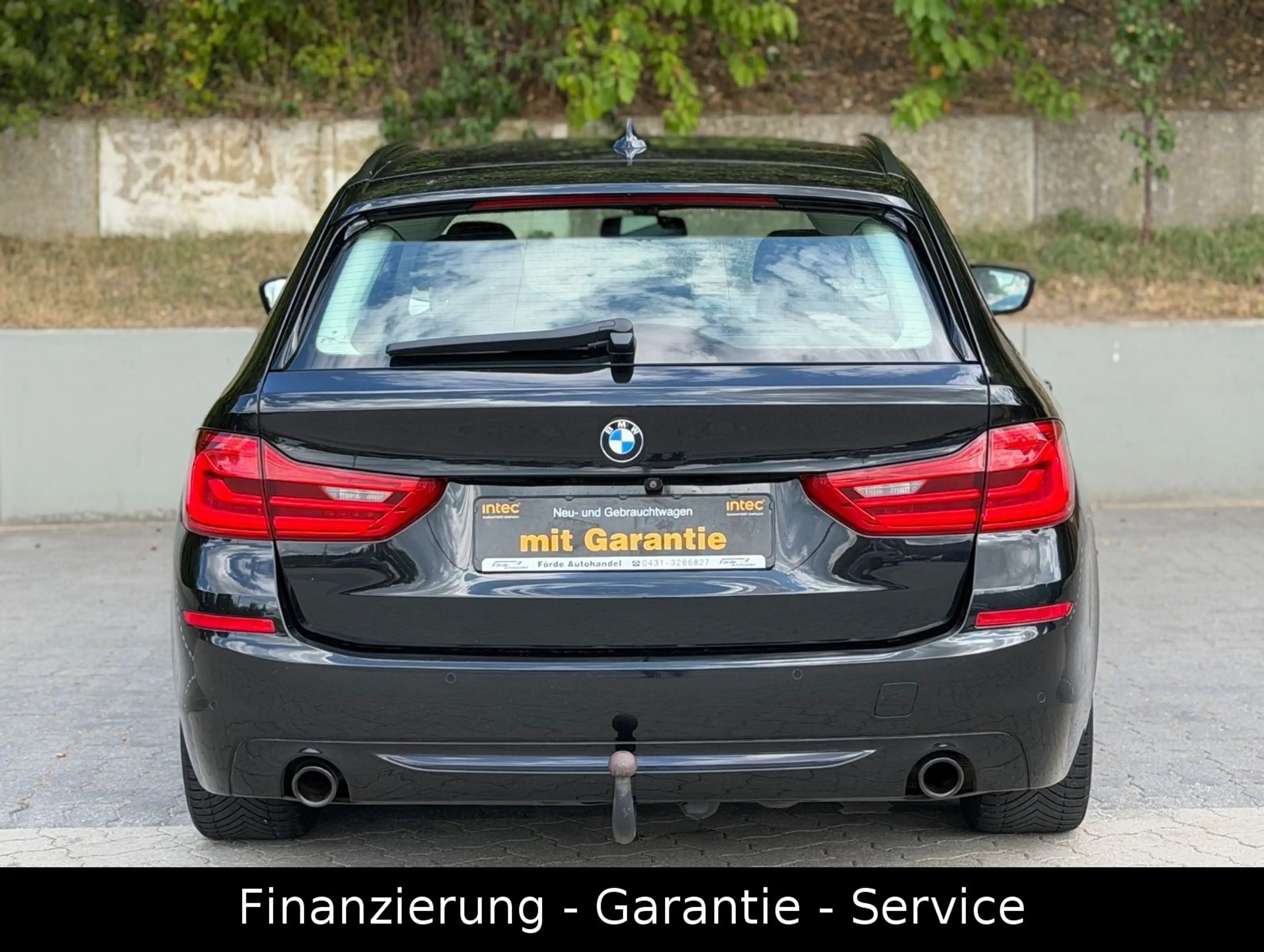 BMW 520 d Touring Sport Line/LED/AHK/NAVI/LEDER/CARPL — photo 6