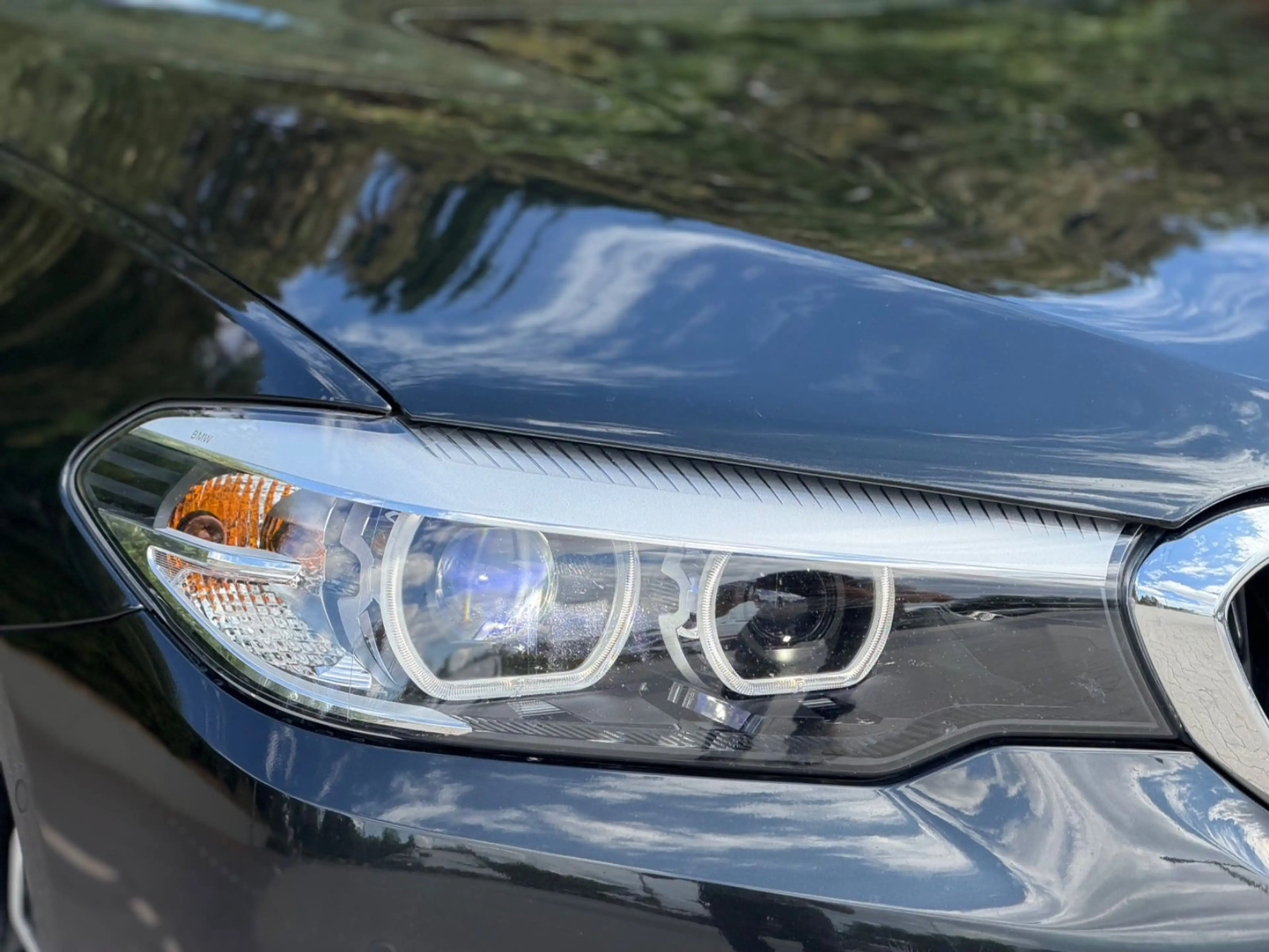 BMW 520 d Touring Sport Line/LED/AHK/NAVI/LEDER/CARPL — photo 9