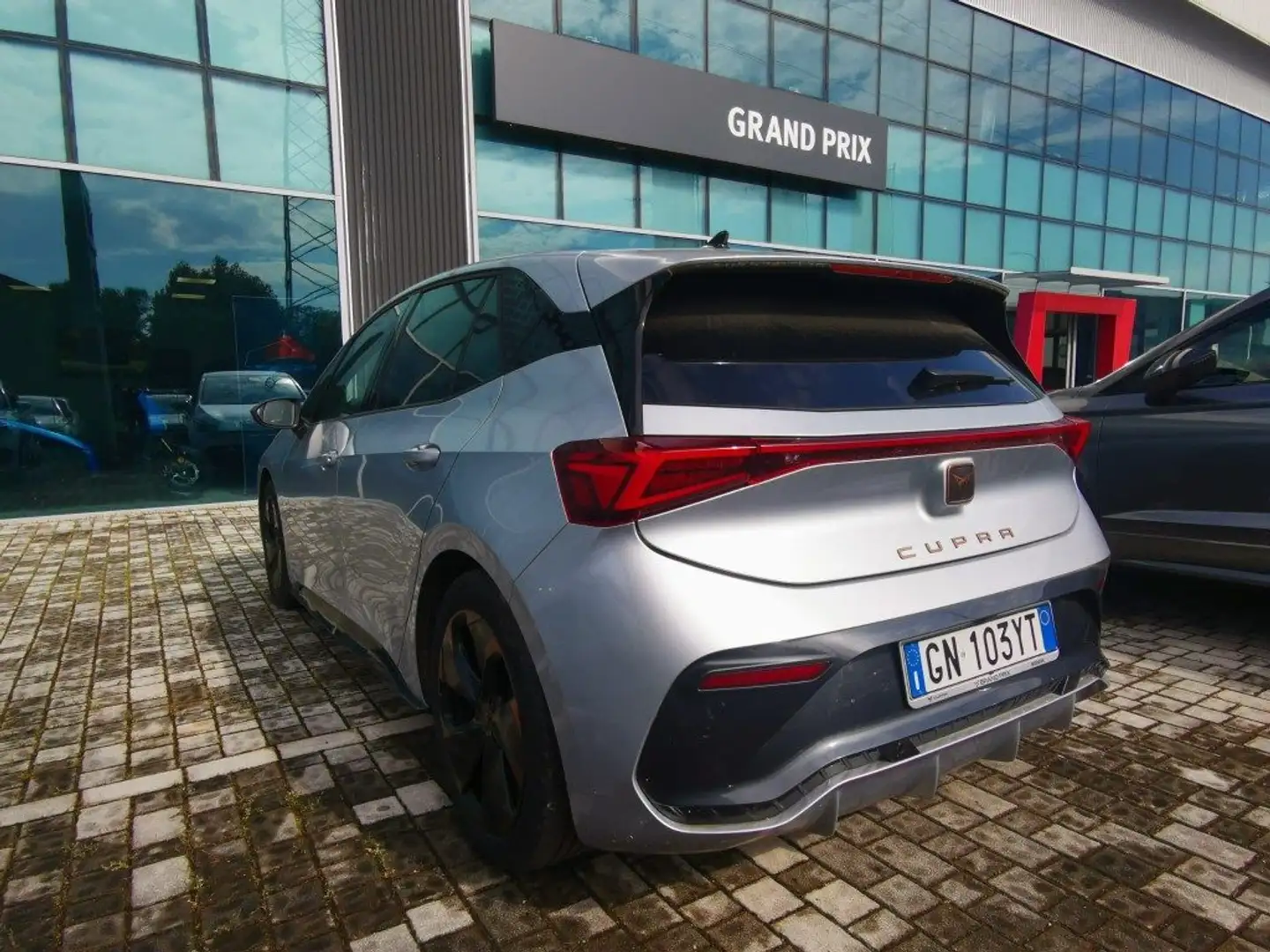 CUPRA Born 58kWh 204CV Argento - 2
