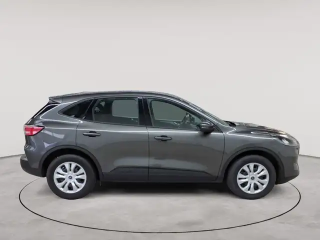 Ford Kuga view 3