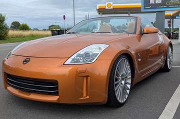Roadster Premium Pack Garagenfahrzeug