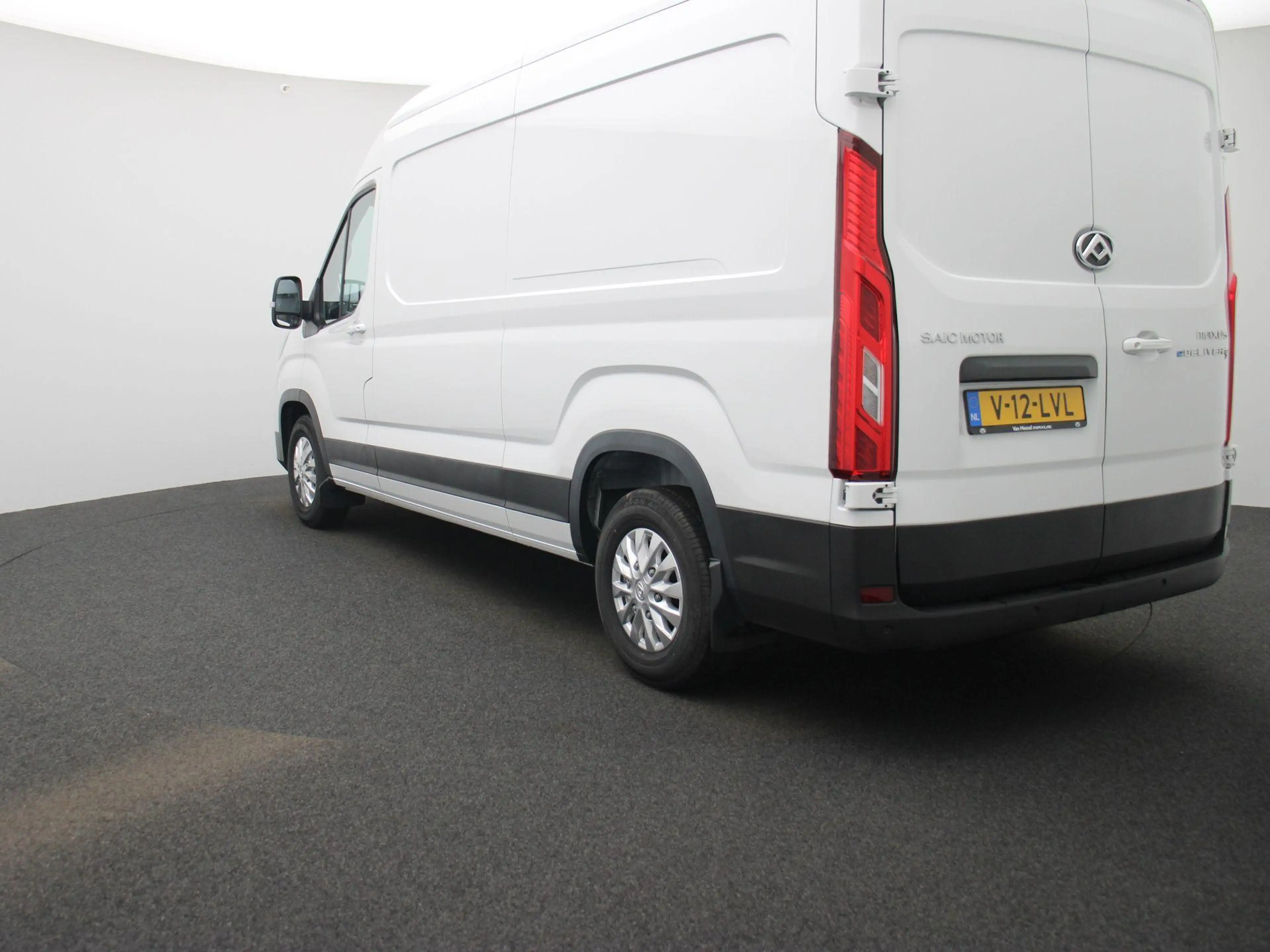 Maxus eDeliver 9 L3H2 54 kWh Trekhaak, vaste kogel | Outlet Deal | — photo 2