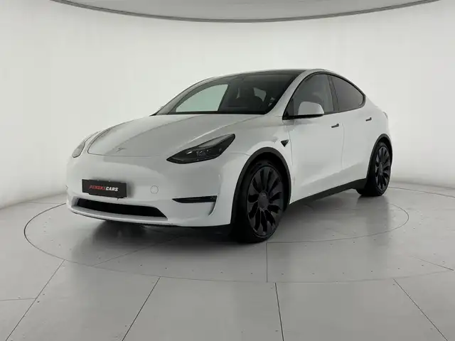 Tesla Model Y AWD Performance