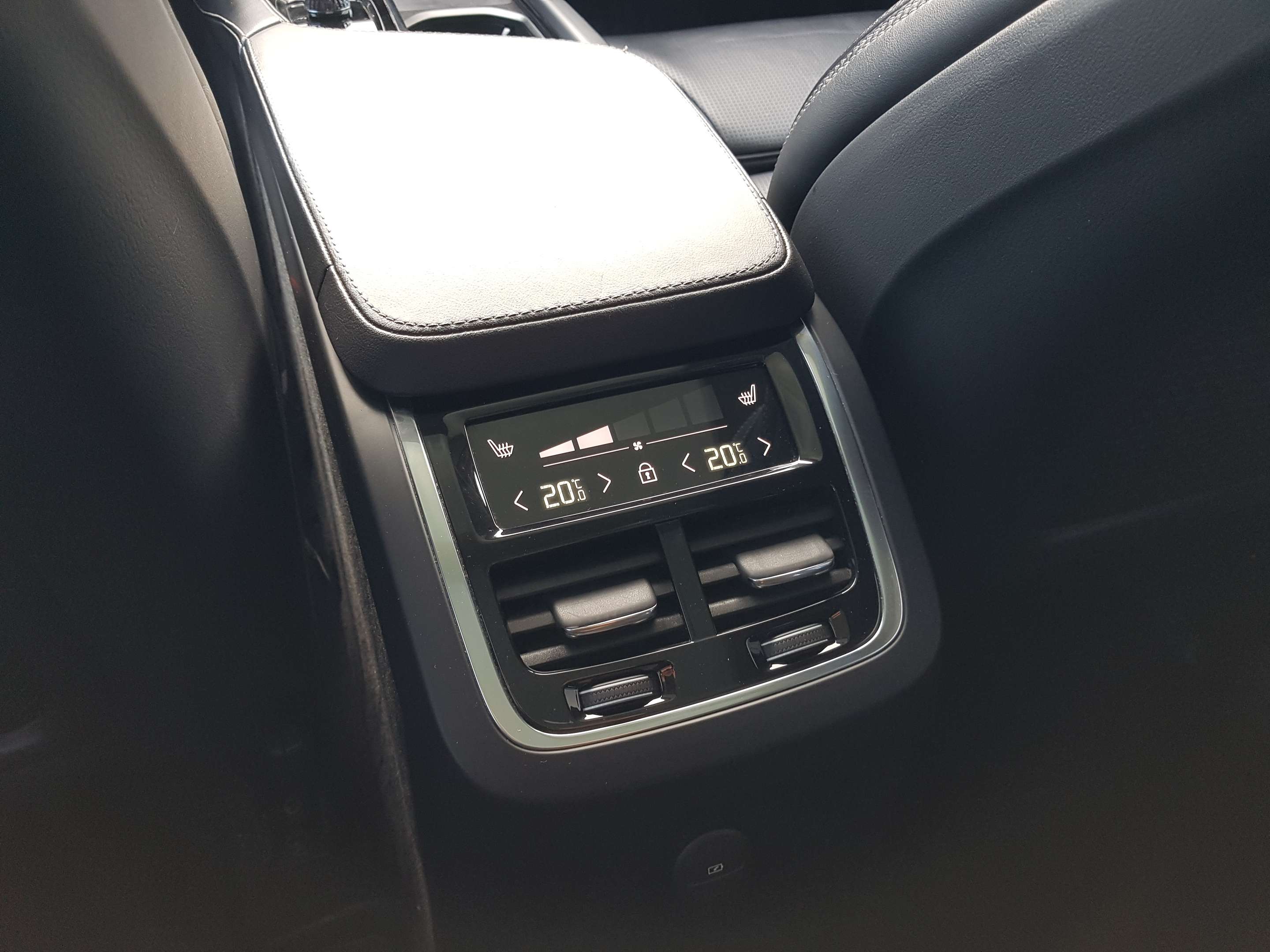 2022 Volvo XC90 Recharge Inscription |CPO|B&W| thumb 33