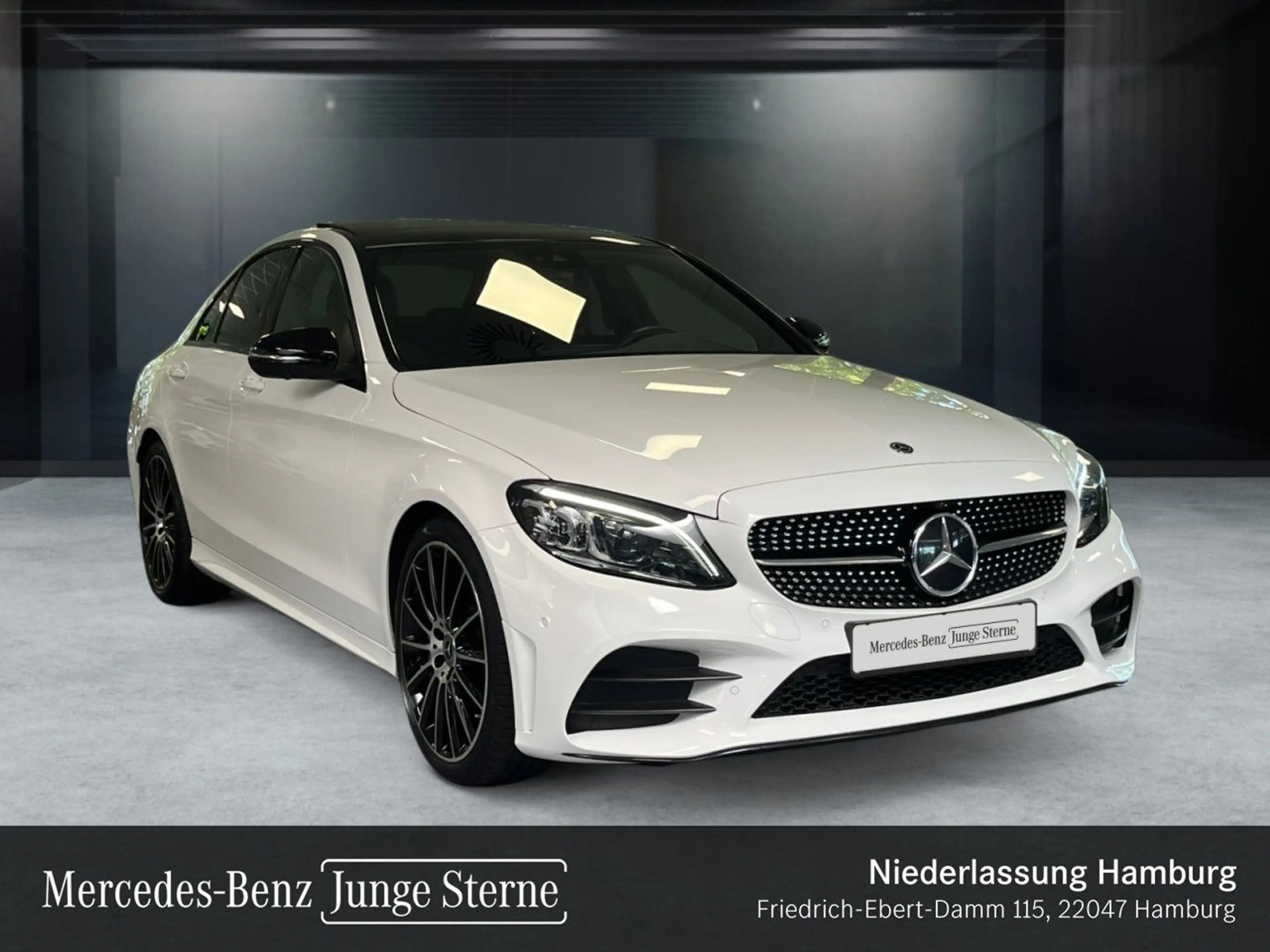 Mercedes-Benz C 300 AMG+NIGHT+PANO+360+MULTIBEAM+BURMESTER+19" — photo 4