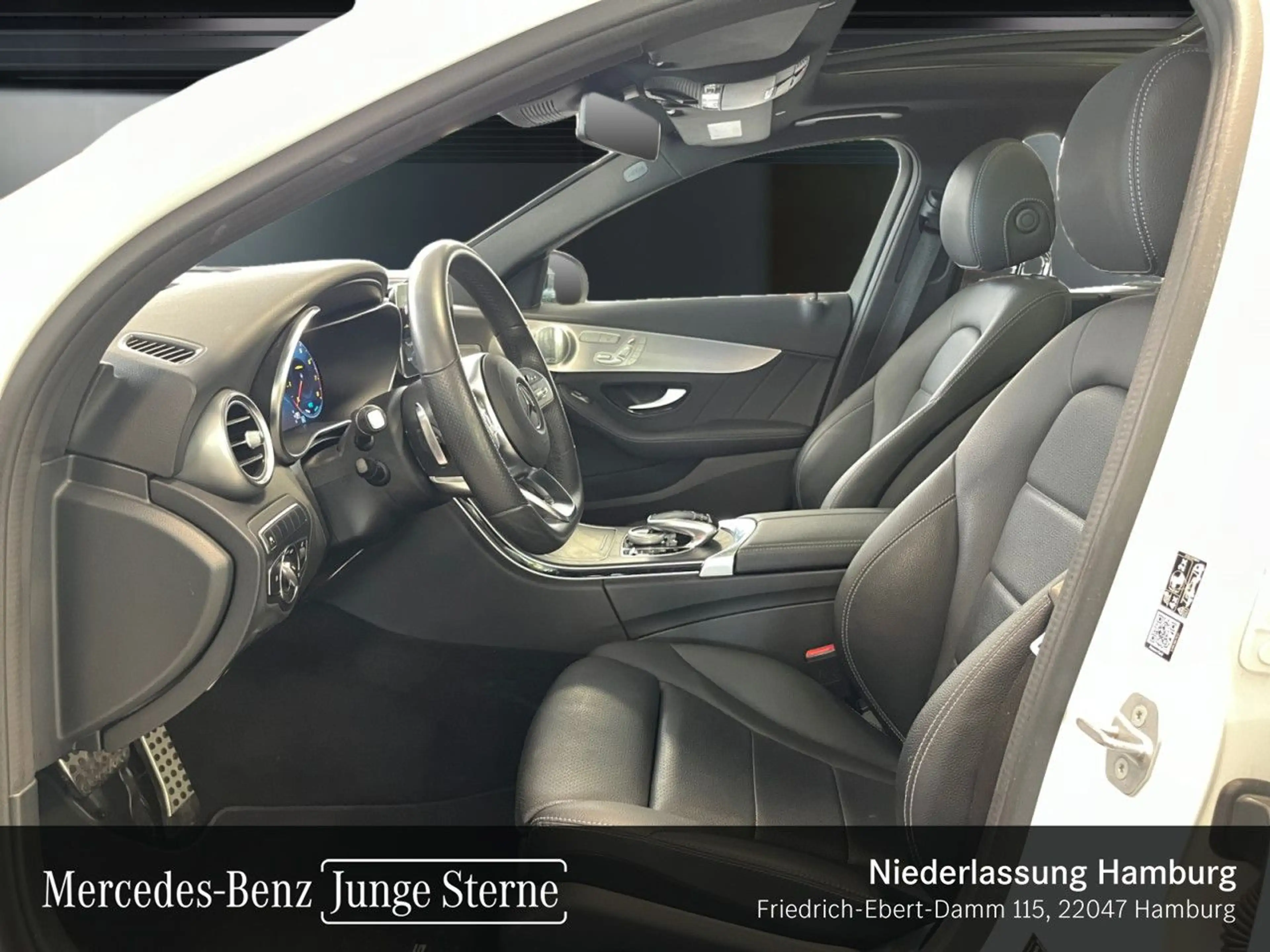 Mercedes-Benz C 300 AMG+NIGHT+PANO+360+MULTIBEAM+BURMESTER+19" — photo 9