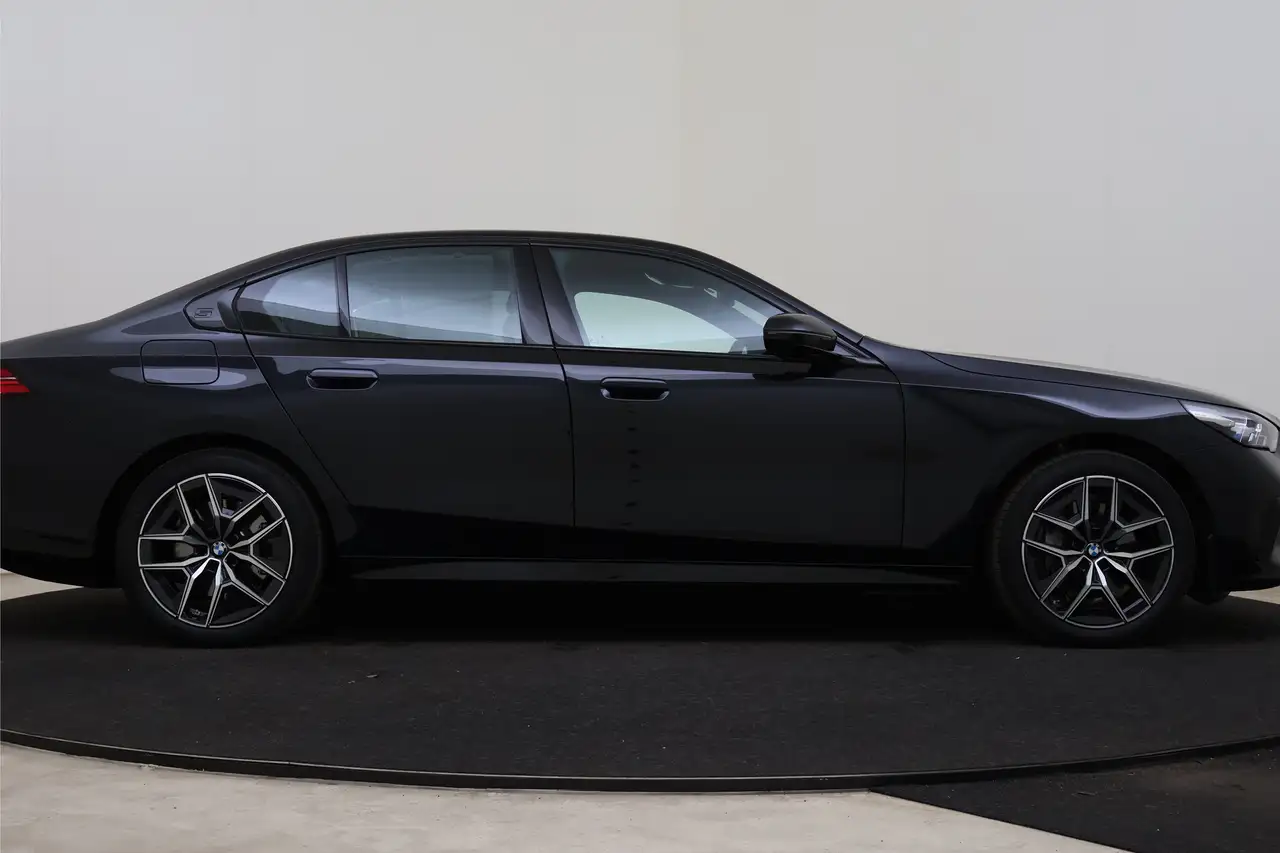 BMW i5 2026 — фото 7