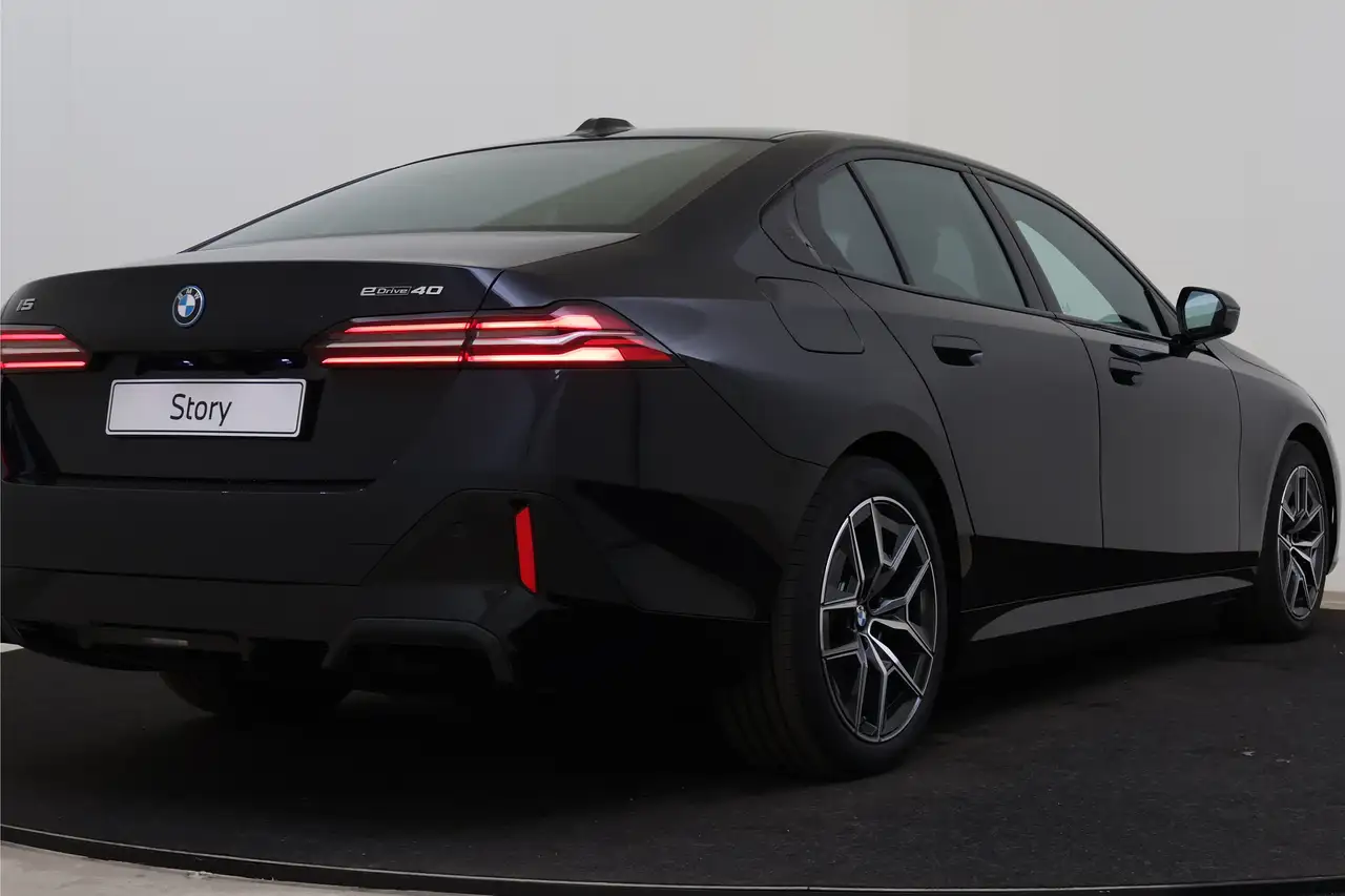BMW i5 2026